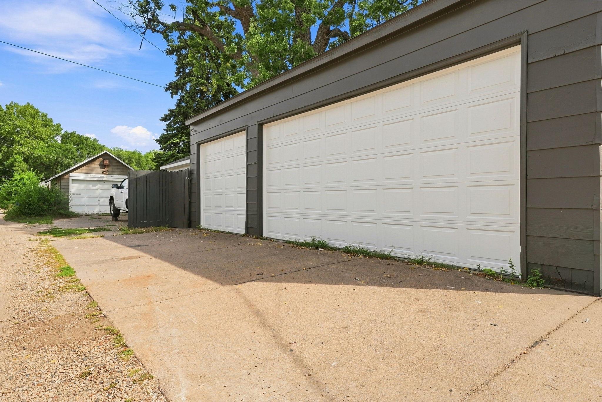 483 Lawson Ave W, Saint Paul, MN 55117