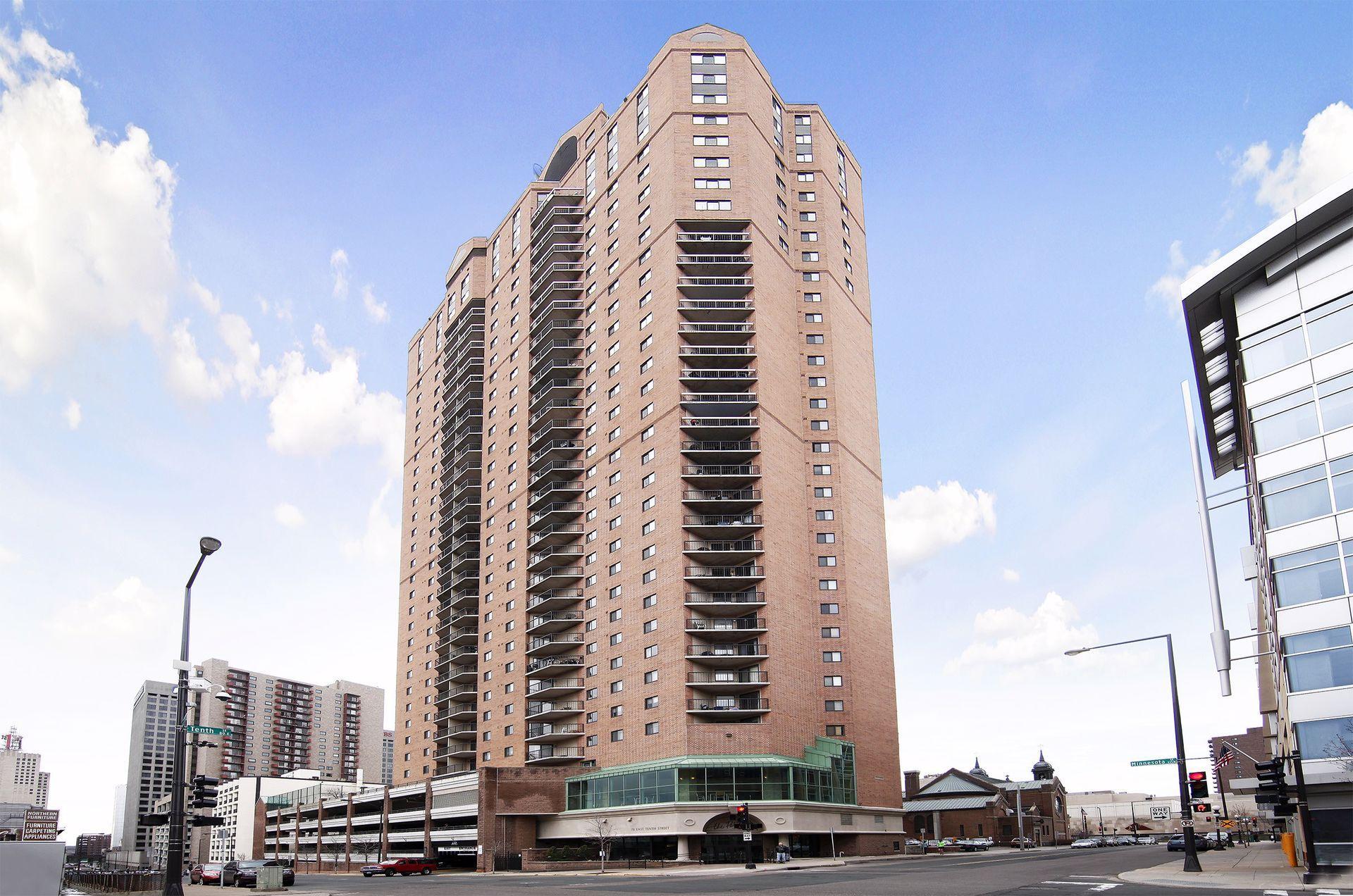78 10th St E #2408, Saint Paul, MN 55101