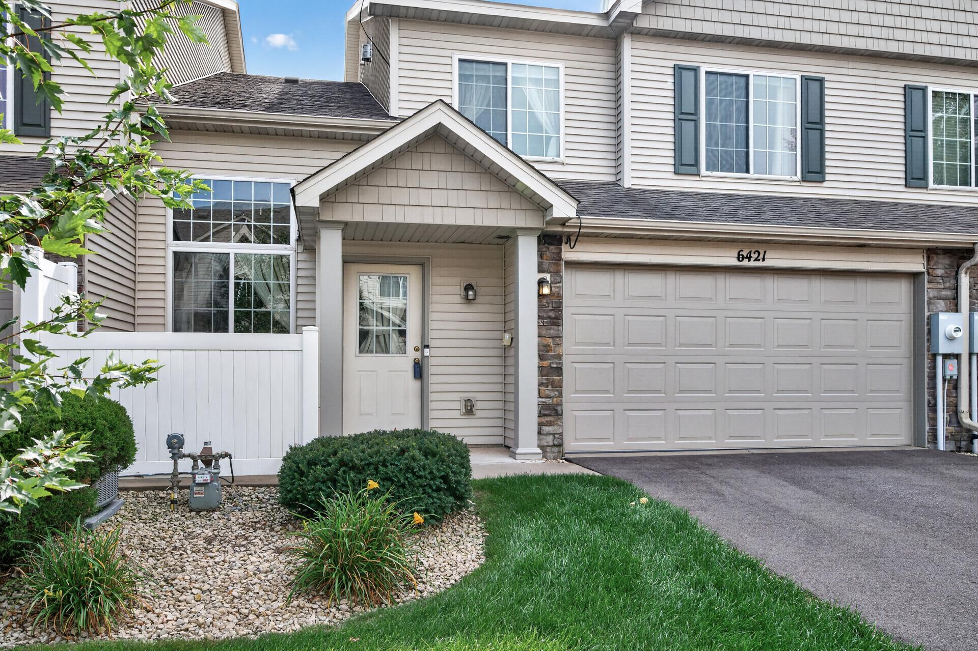 6421 Lakota Trl, Lino Lakes, MN 55014