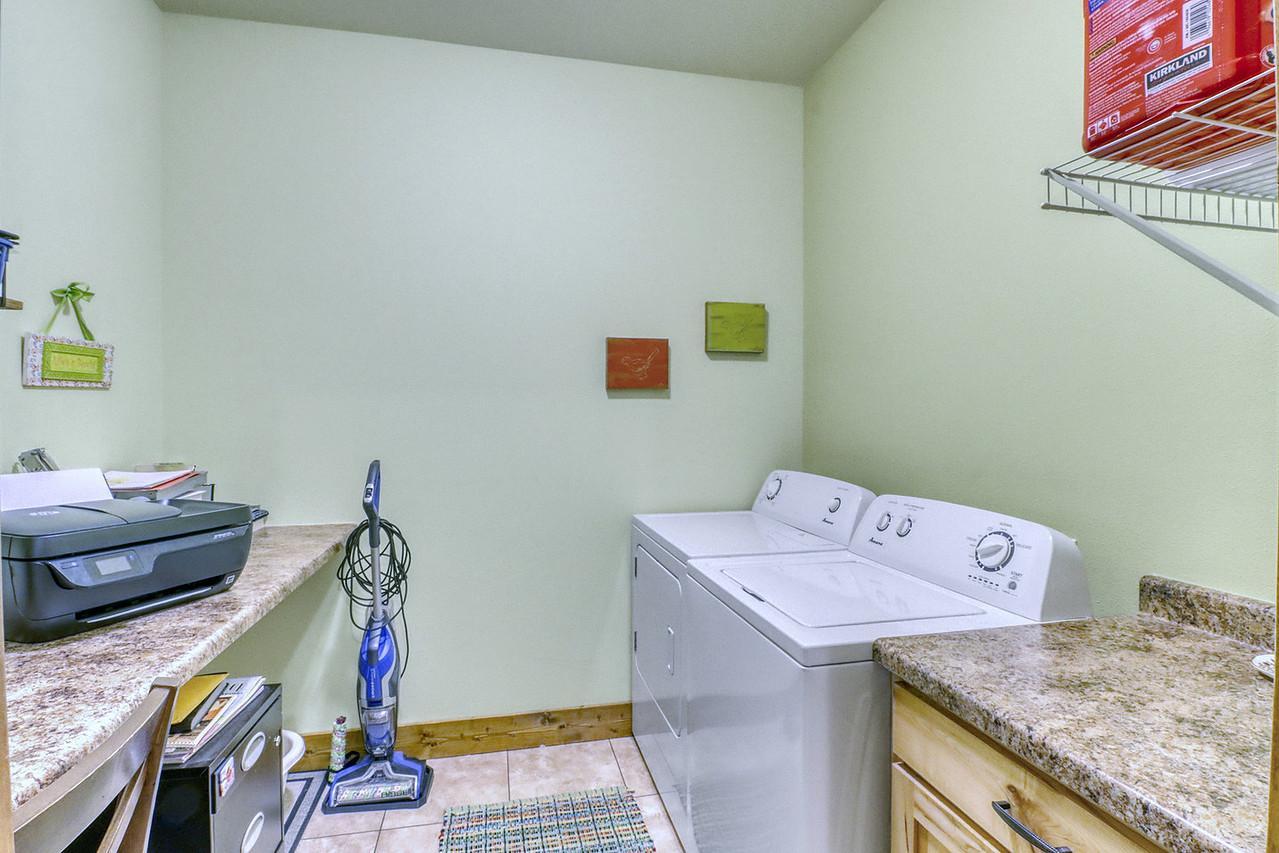 2150 Shady Ln, Detroit Lakes, MN 56501