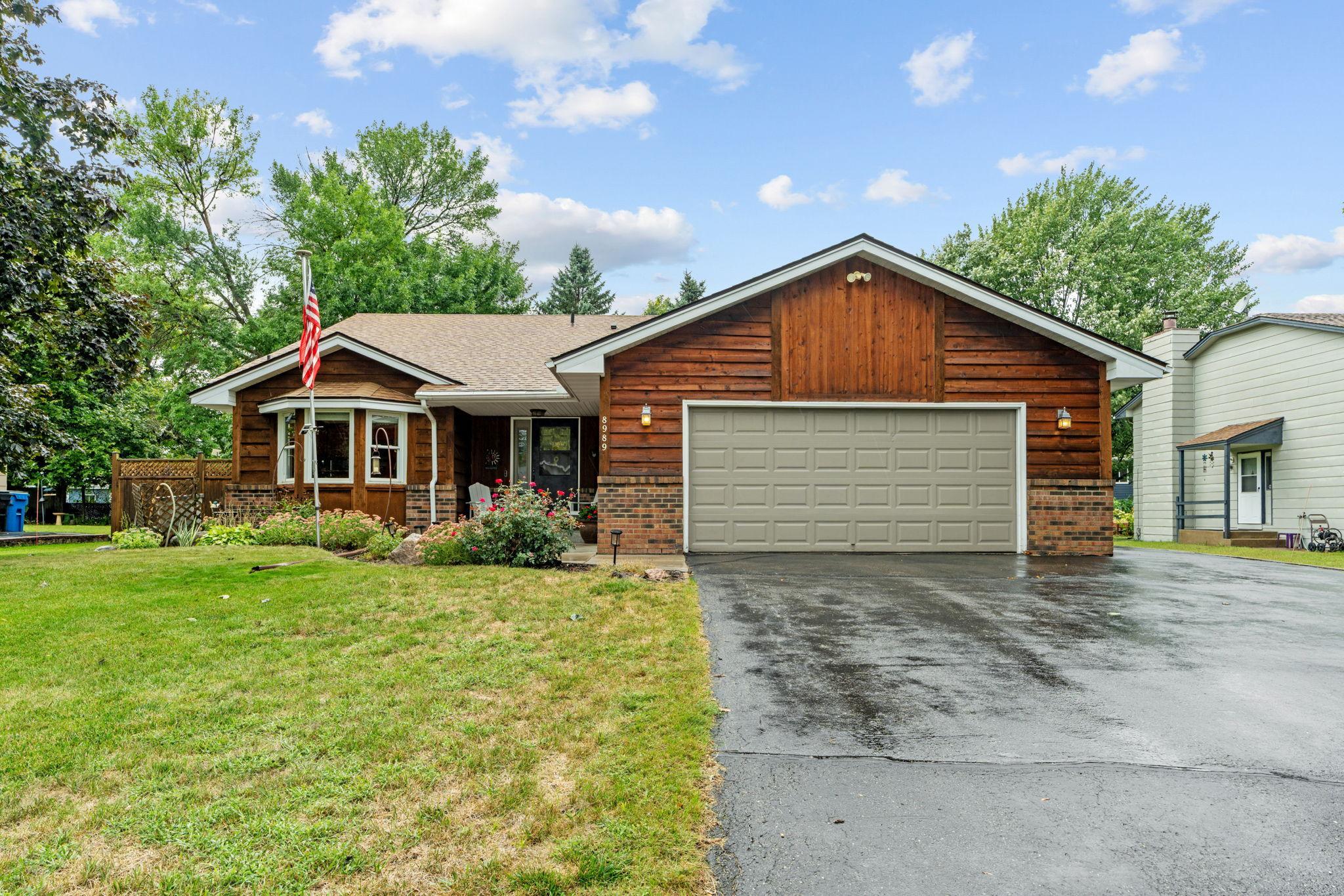 8989 Kirkwood Cir N, Maple Grove, MN 55369