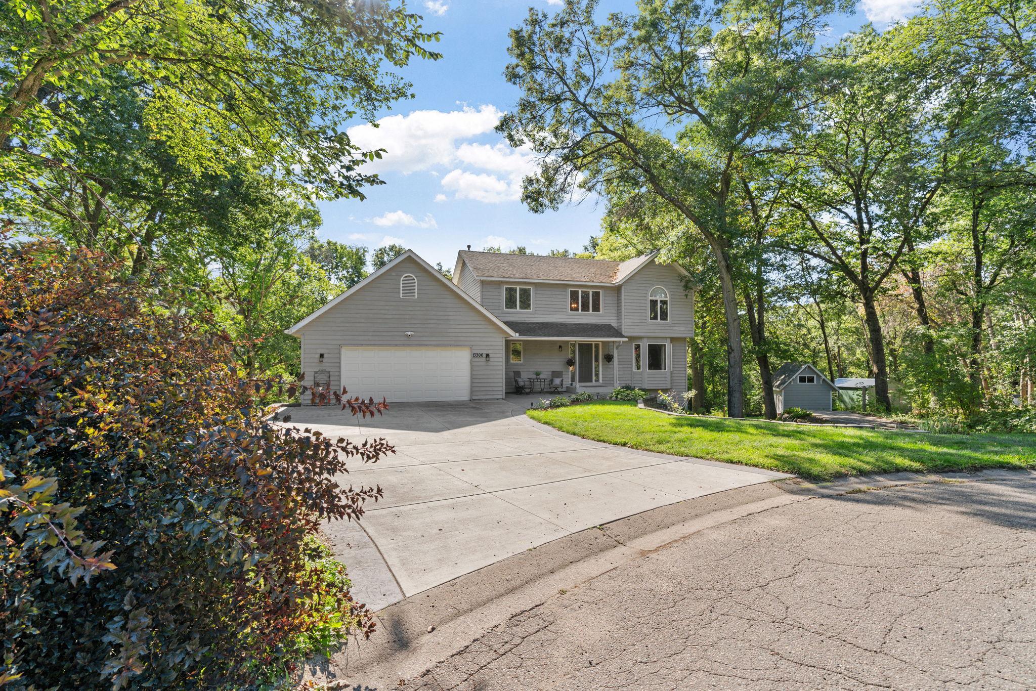 13306 Ellice Ct, Apple Valley, MN 55124