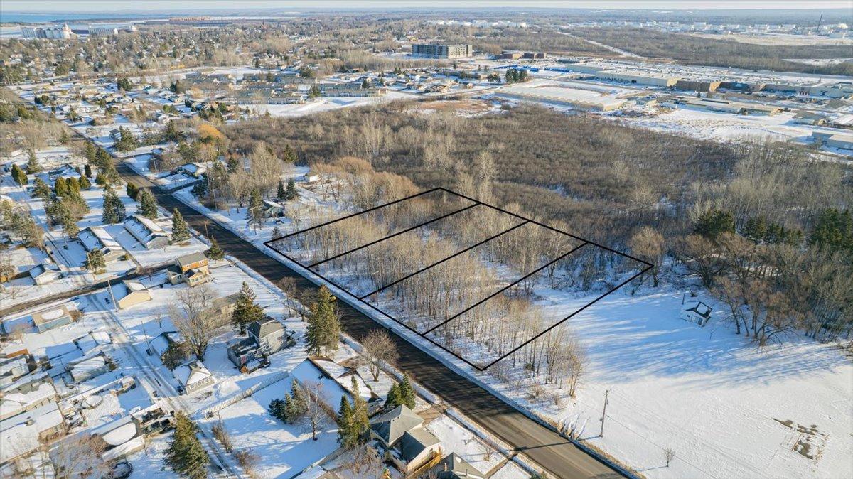2 N 21st St E, Superior, WI 54880