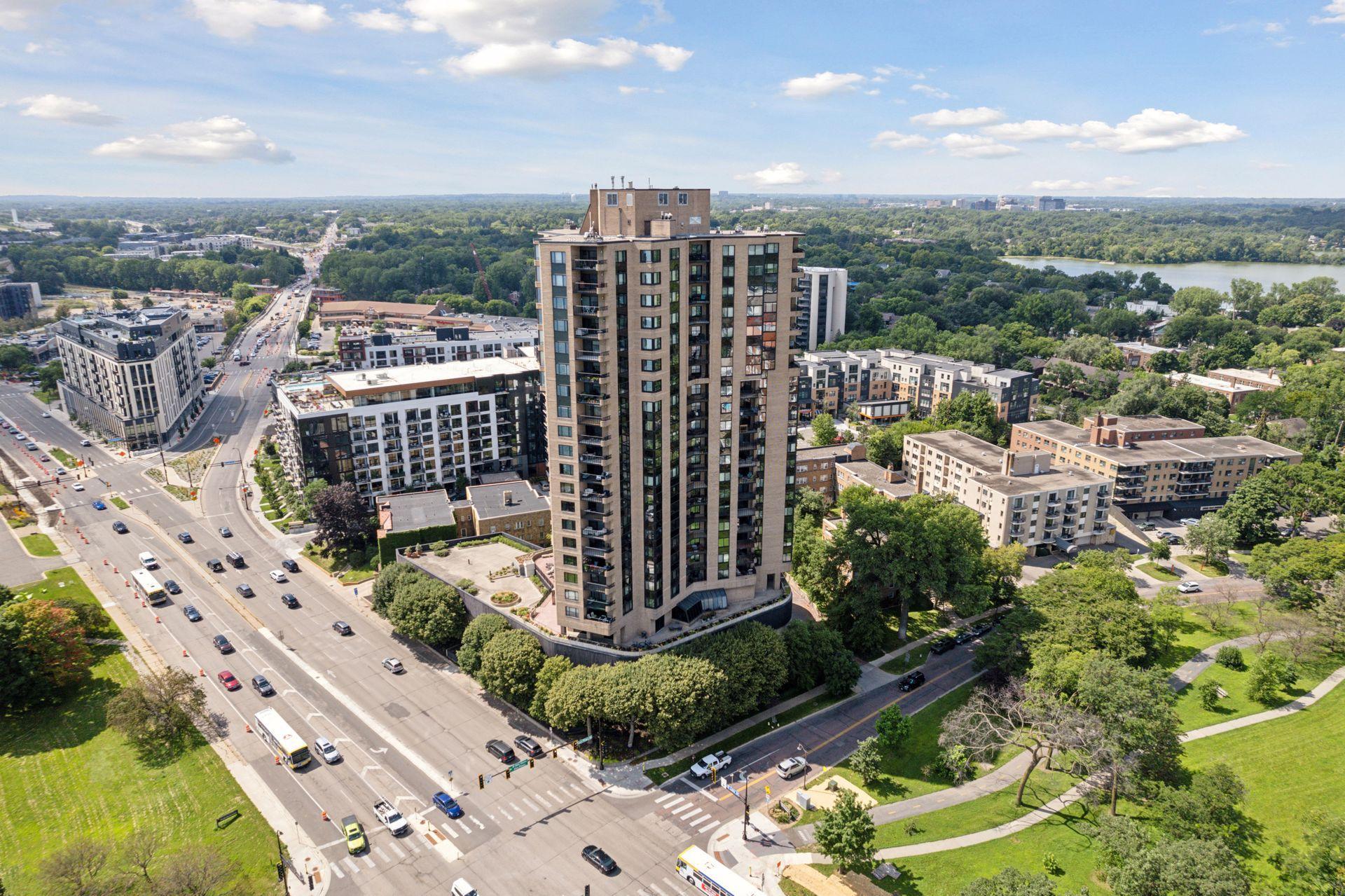 2950 Dean Pw #1805, Minneapolis, MN 55416