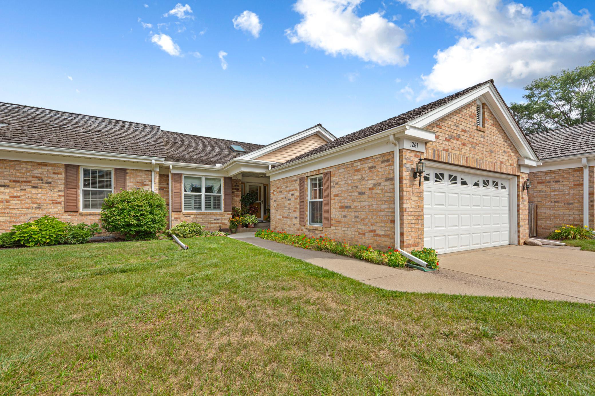 1267 Woodley St E, Northfield, MN 55057