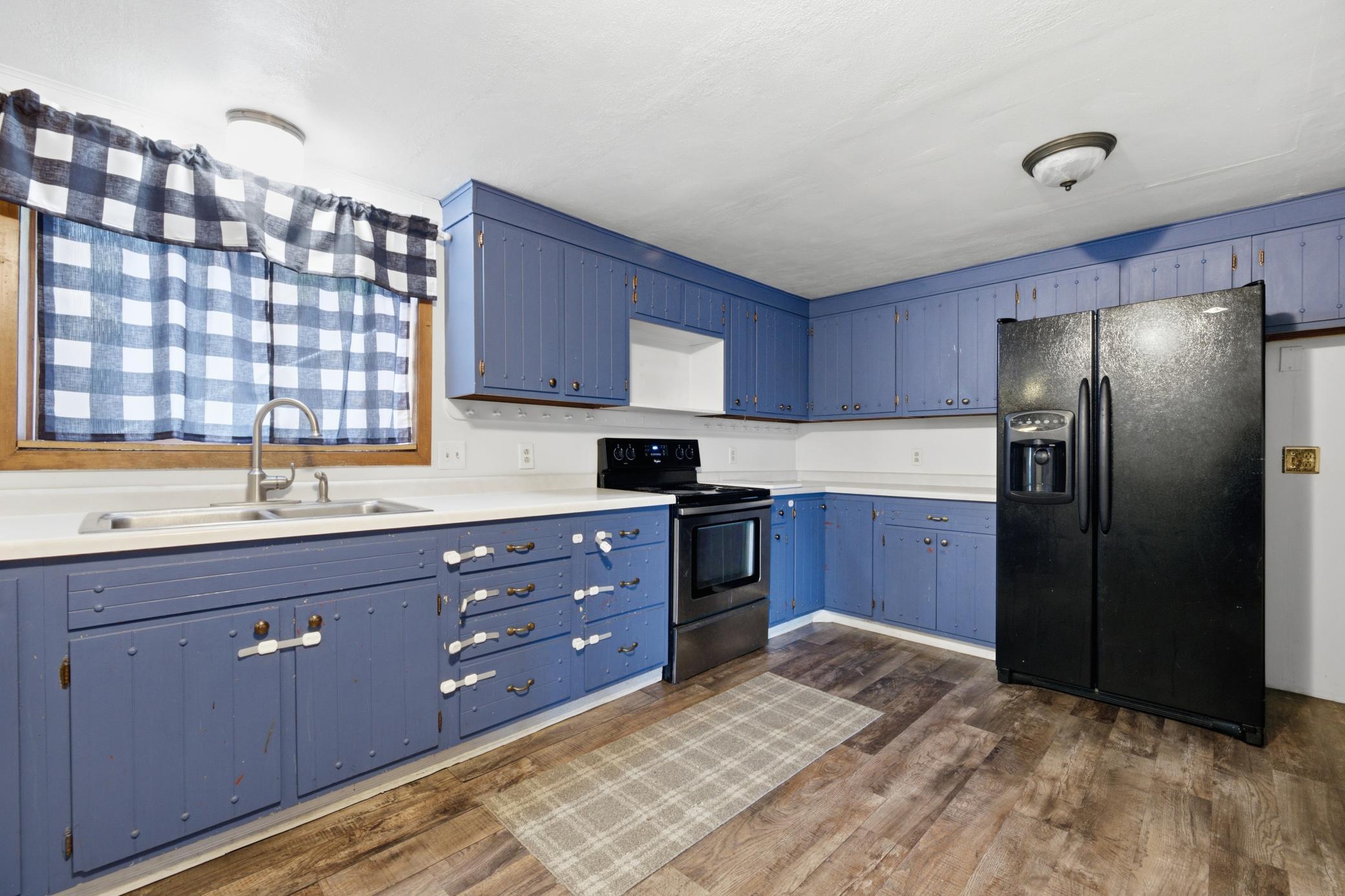 142 Washington St, Fountain City, WI 54629