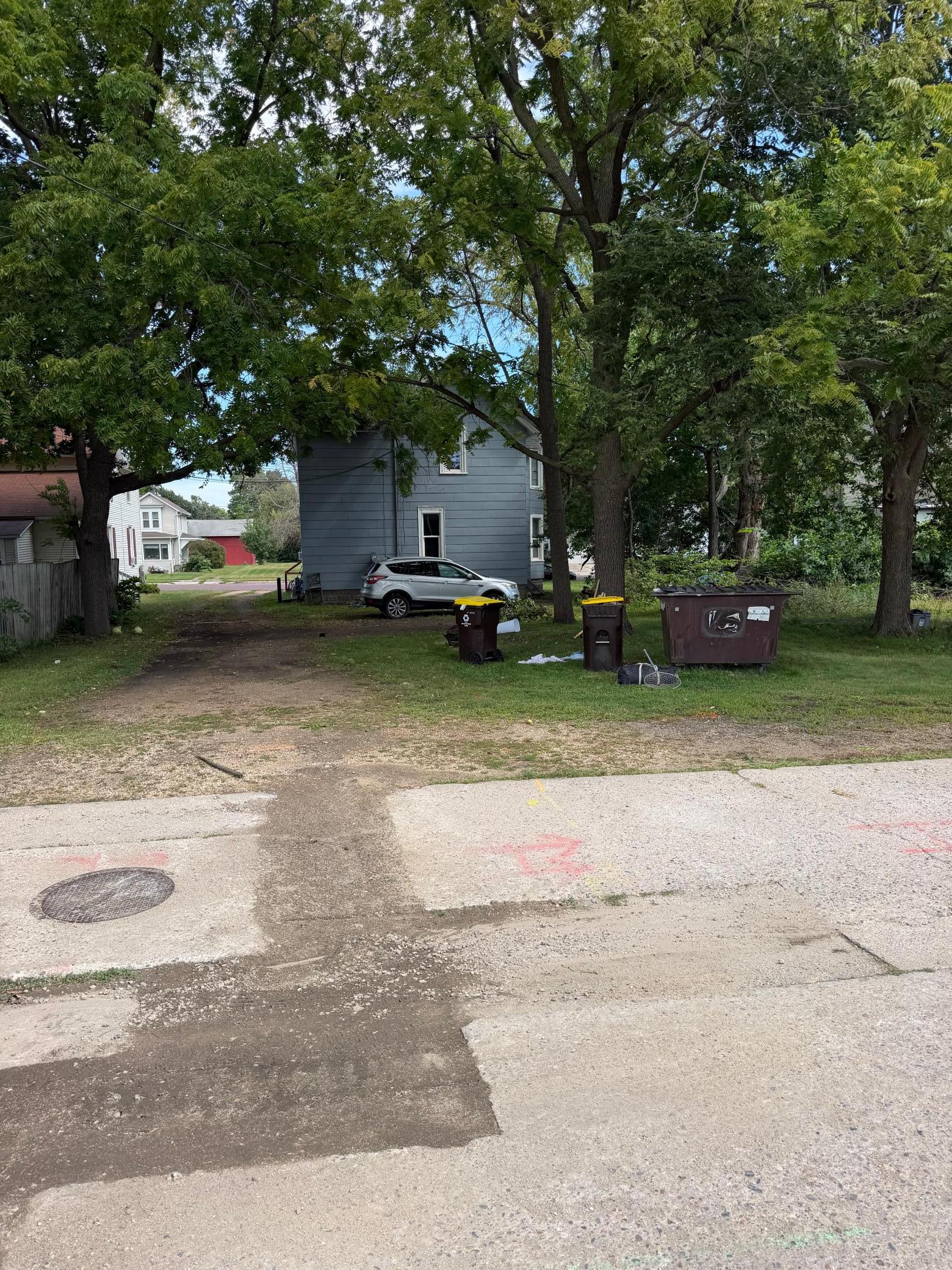 224 S Park St, Fairmont, MN 56031