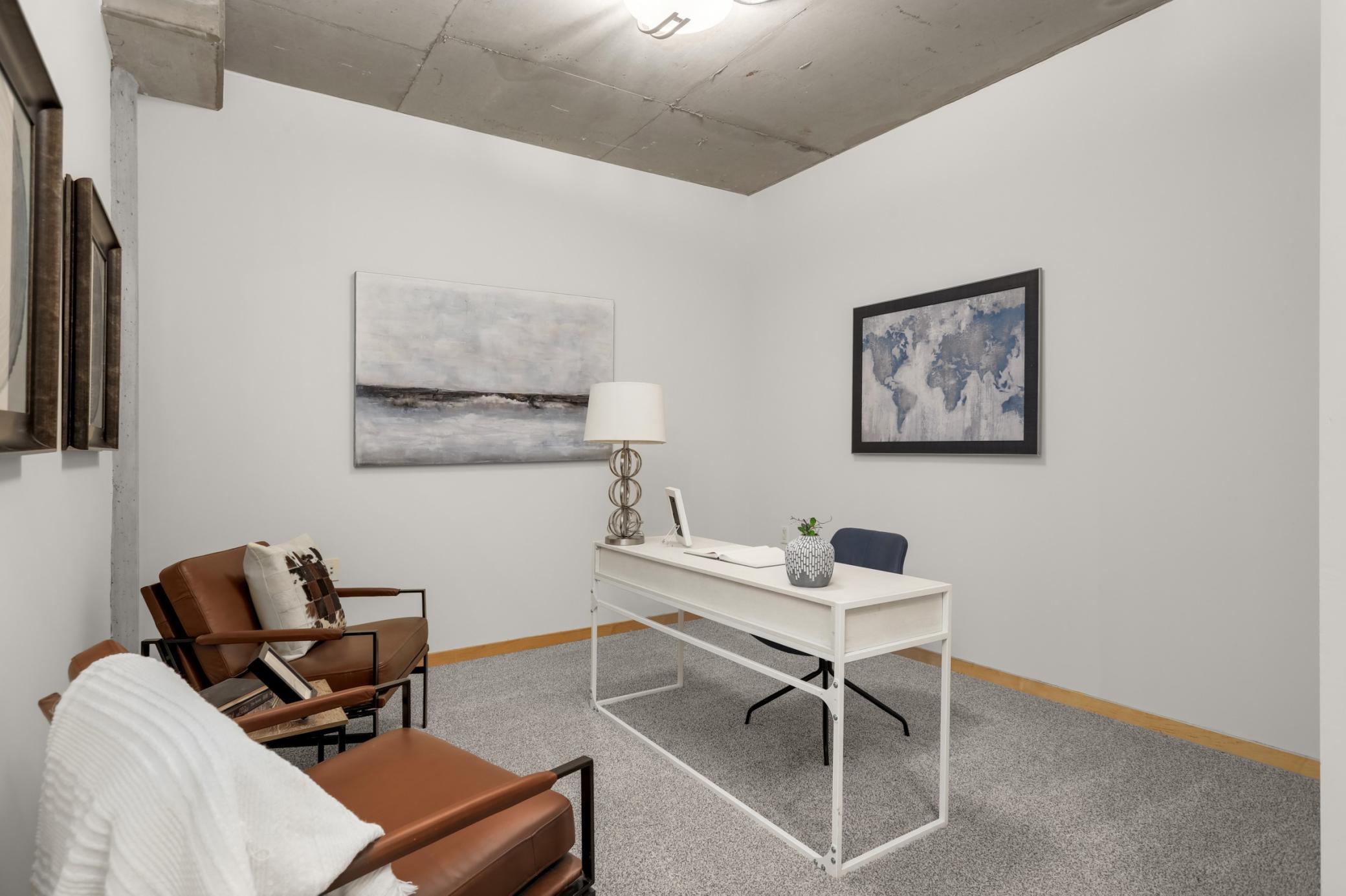 212 N 1st St #202, Minneapolis, MN 55401