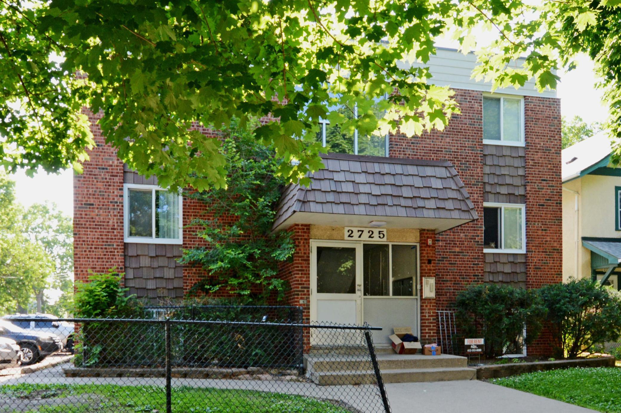 2725 Pleasant Ave, Minneapolis, MN 55408