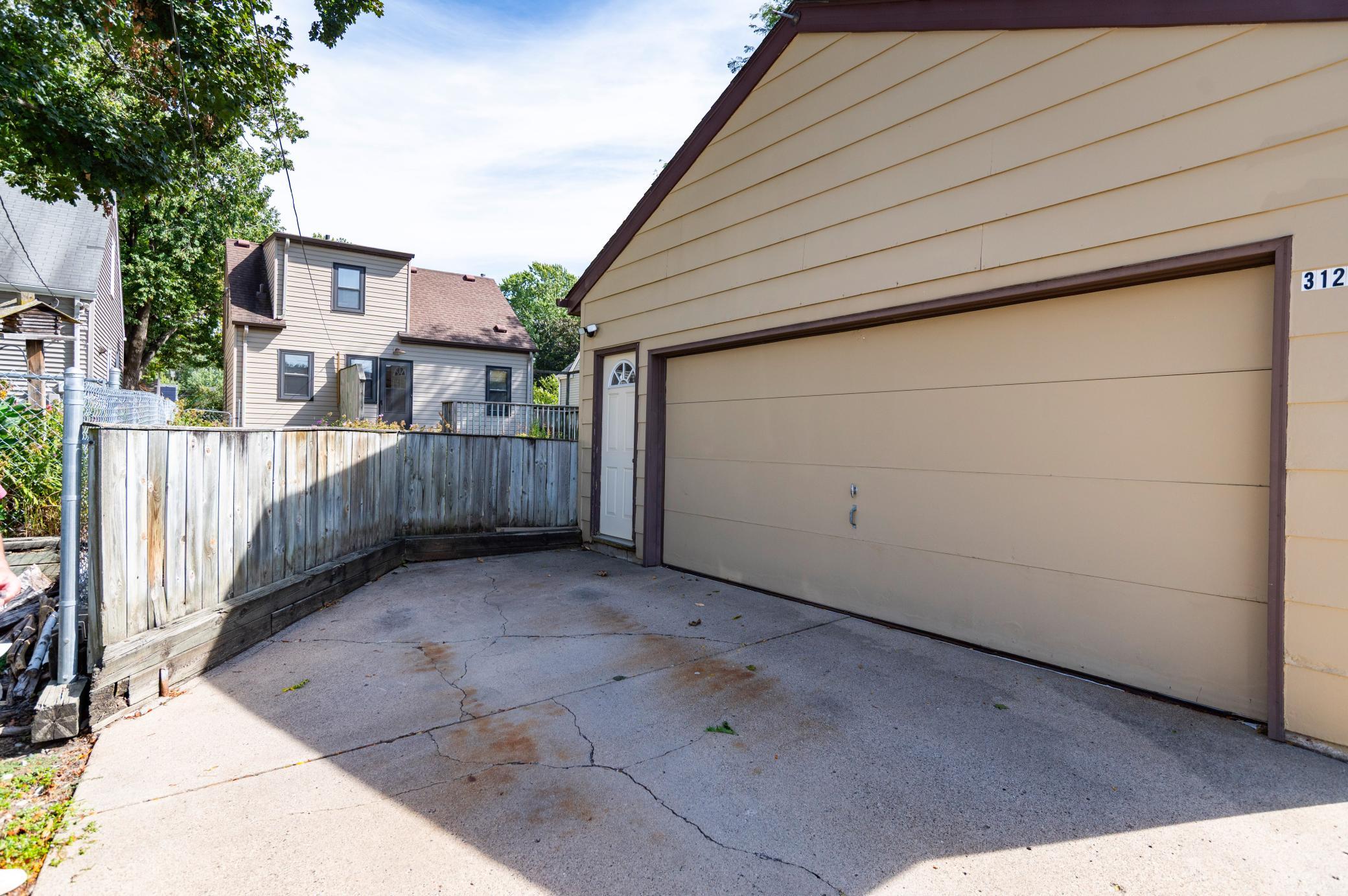 3120 Louisiana Ave S, Saint Louis Park, MN 55426