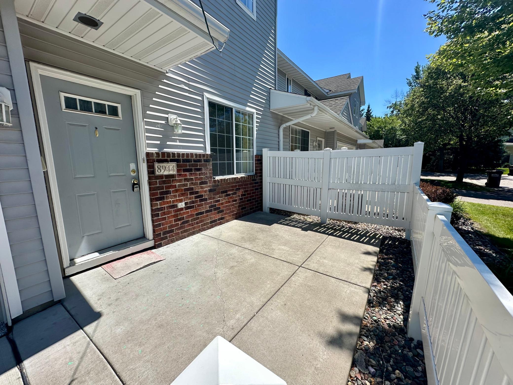 8944 Olive Ln N, Maple Grove, MN 55311