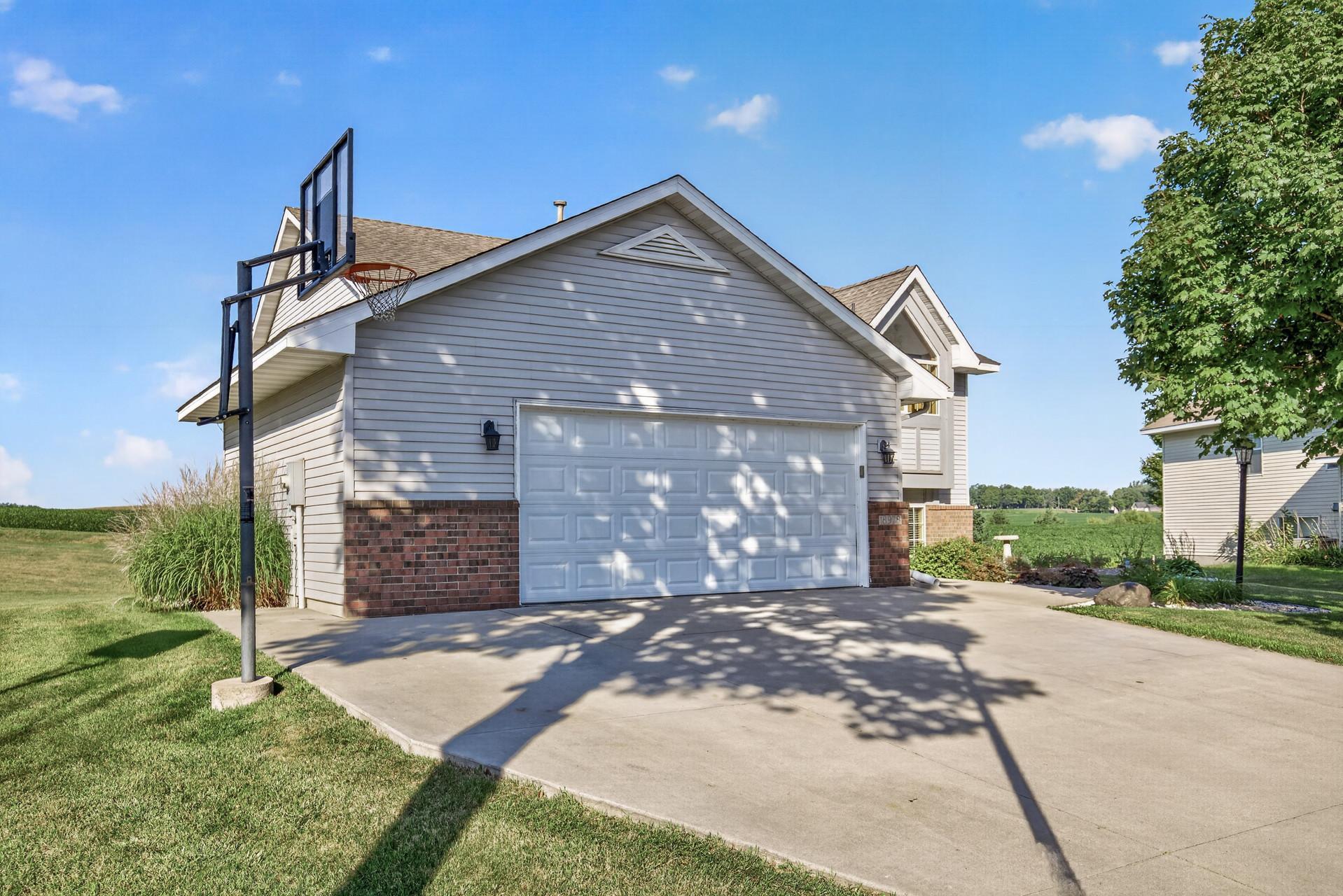 18978 Excalibur Trl, Farmington, MN 55024