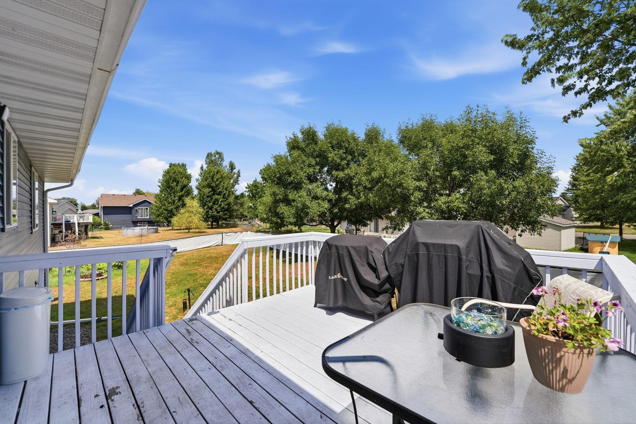 11249 Laura Cir, Becker, MN 55308