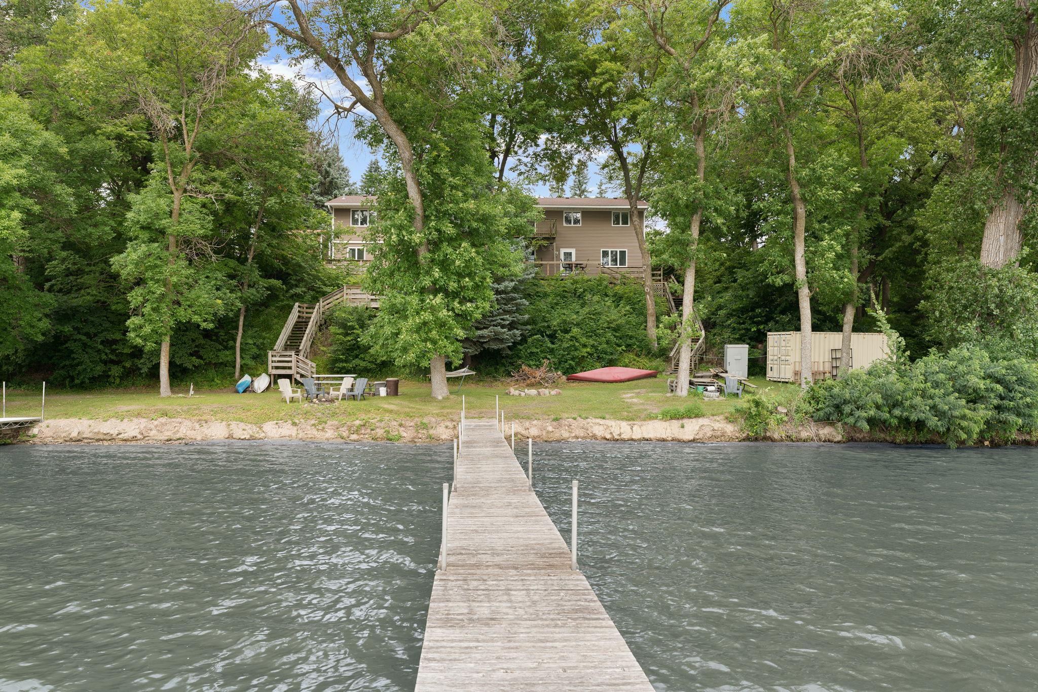 6950 French Lake Ct, Faribault, MN 55021