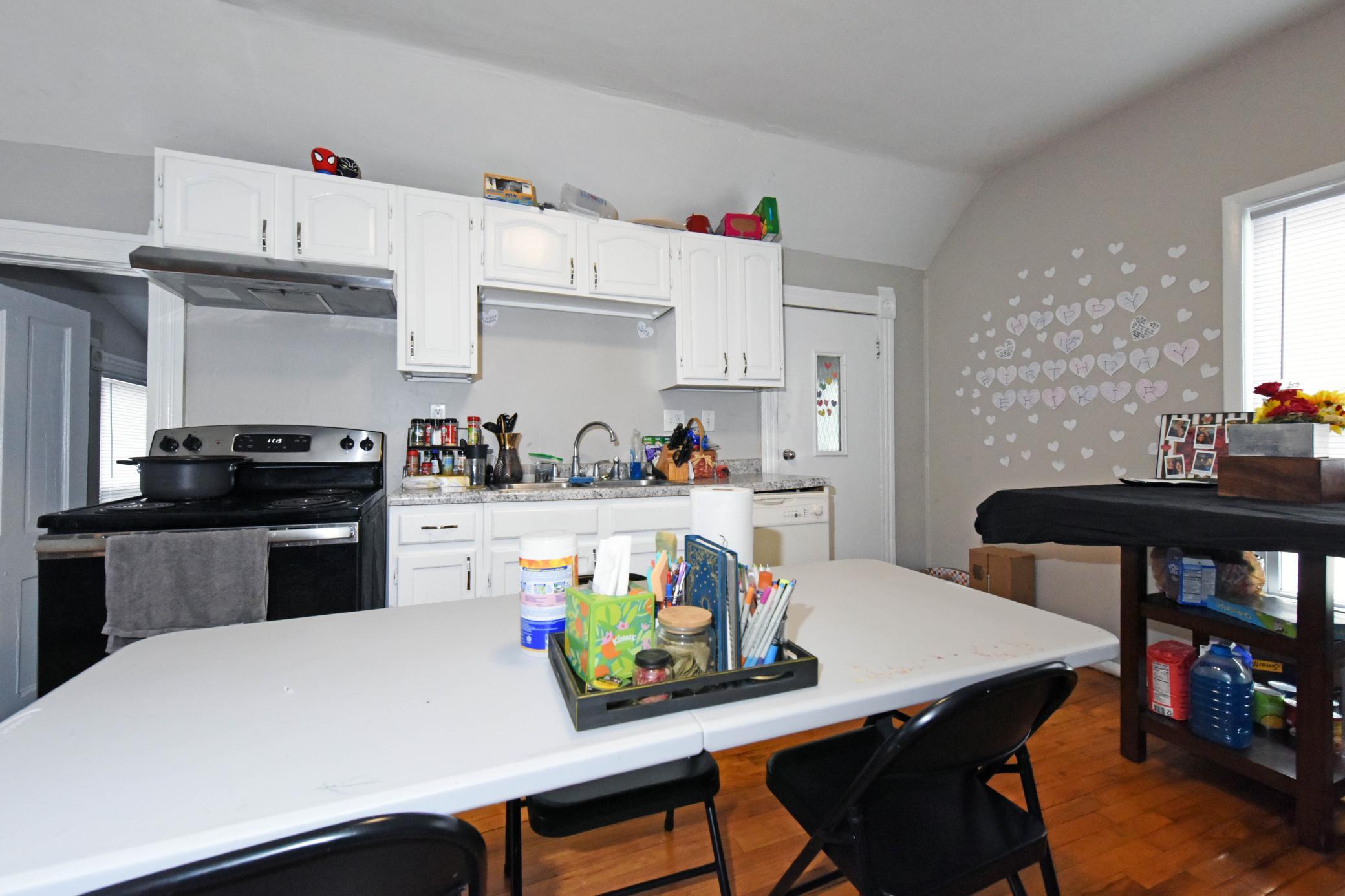 681 Old Highway 8 NW, New Brighton, MN 55112