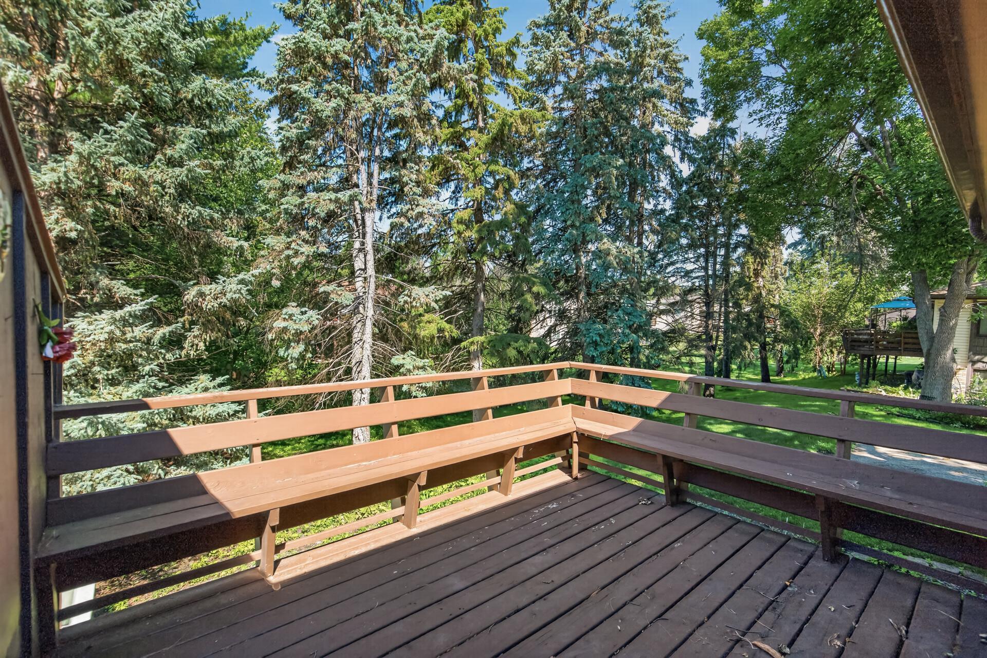 7735 York Ln N, Brooklyn Park, MN 55443