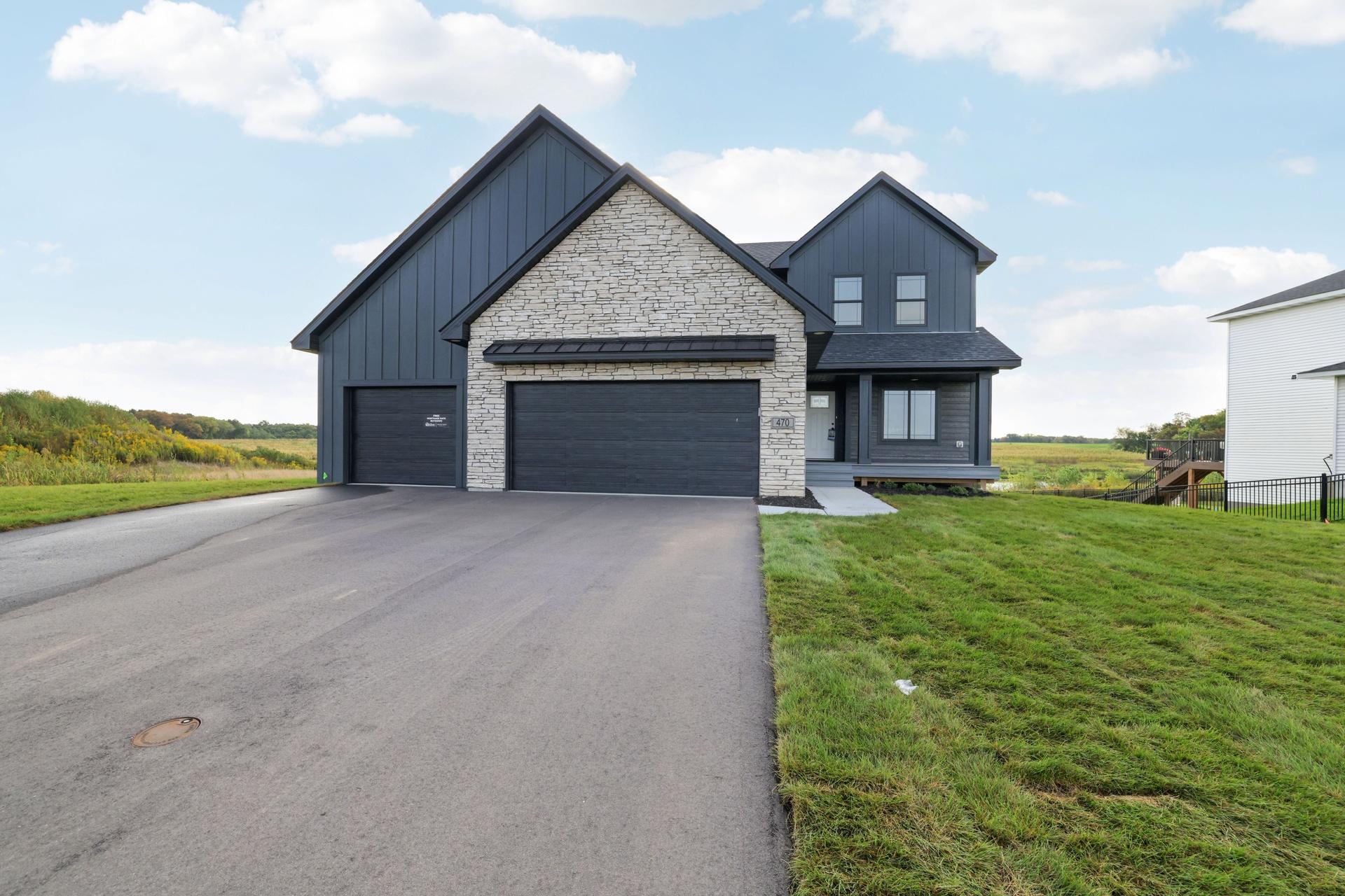 470 Sea Wing Blvd, Prescott, WI 54021