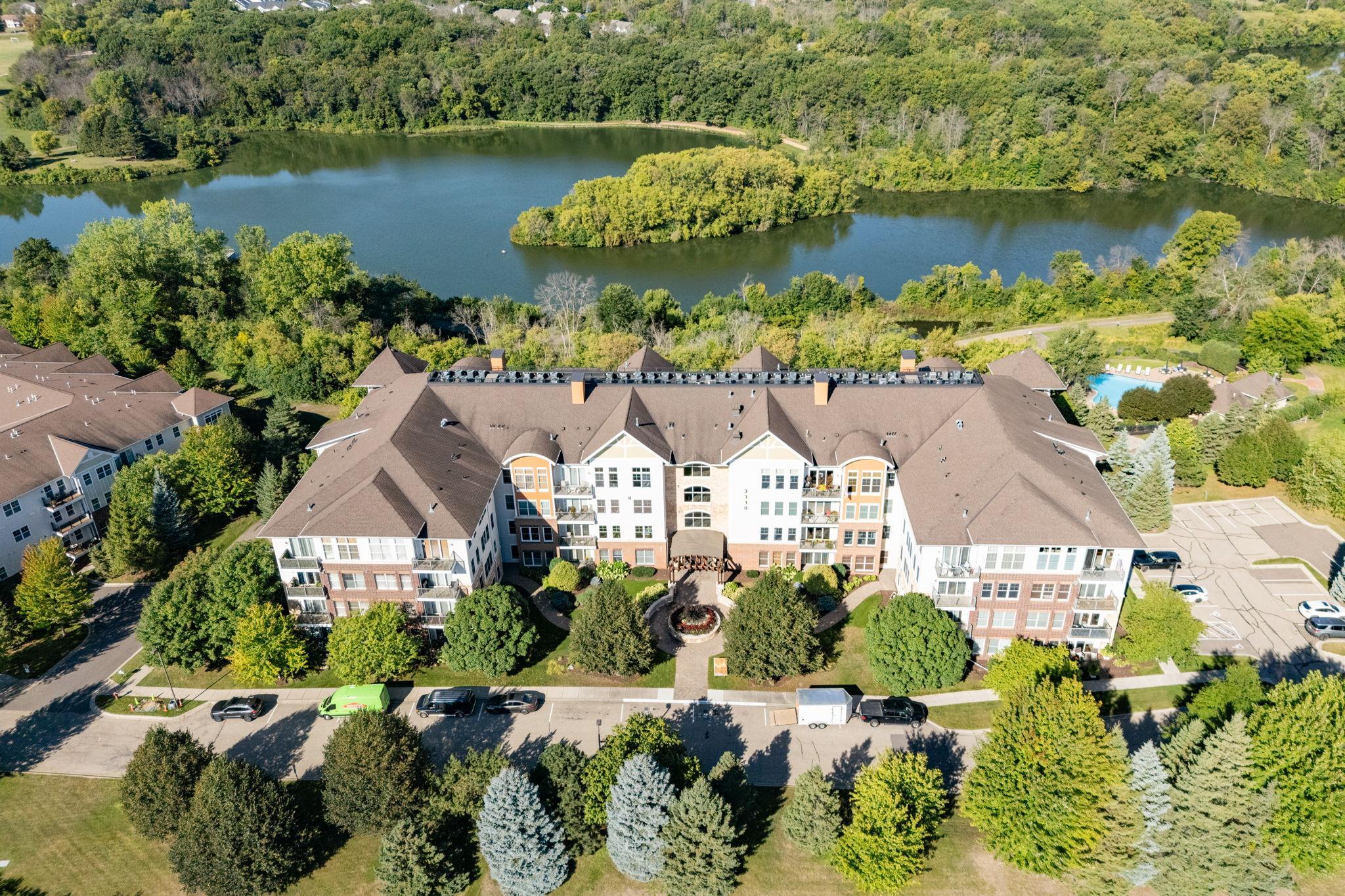 3110 N Chestnut St #301, Chaska, MN 55318