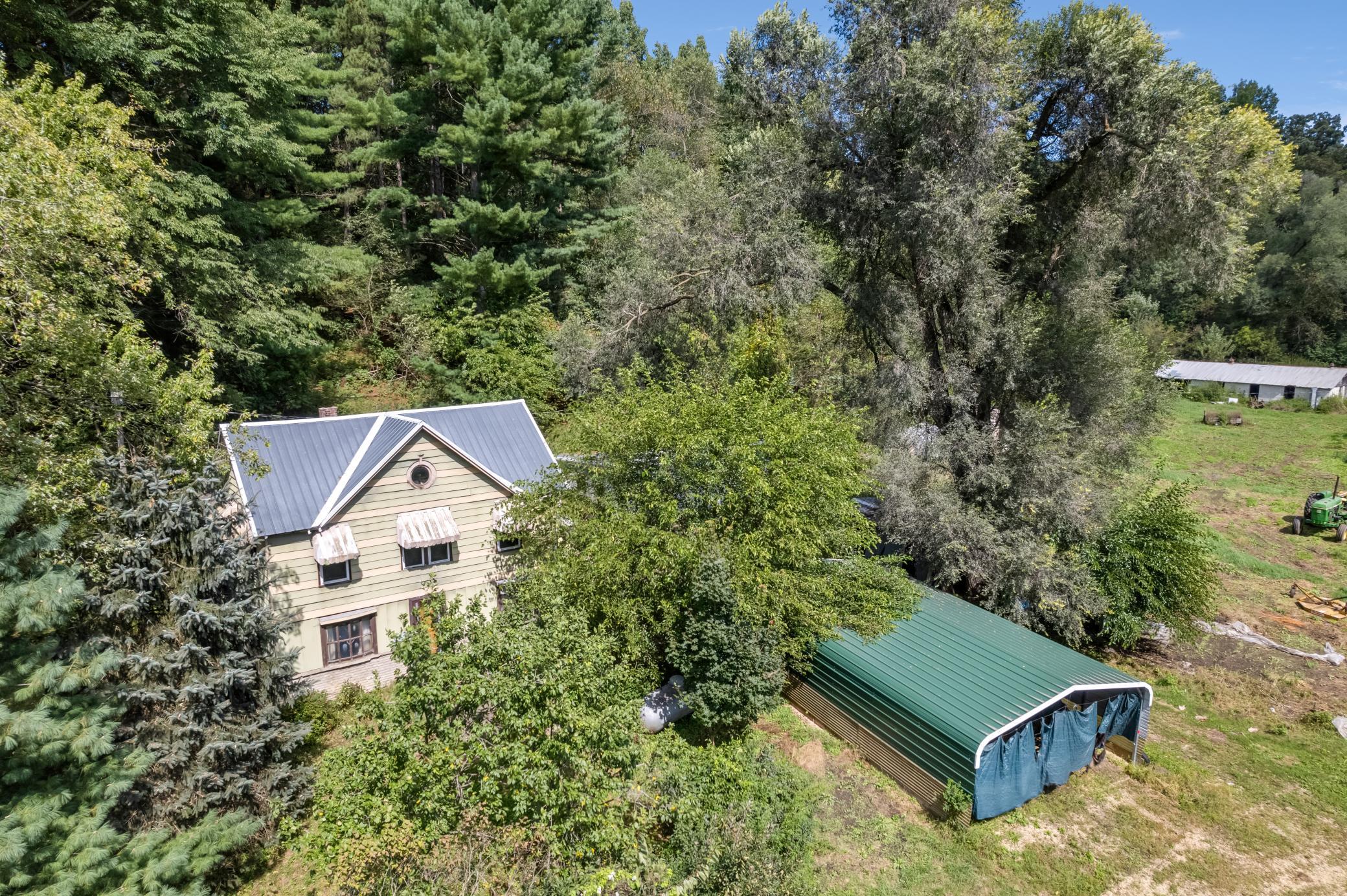 N7255 Holley Rd, Holmen, WI 54636