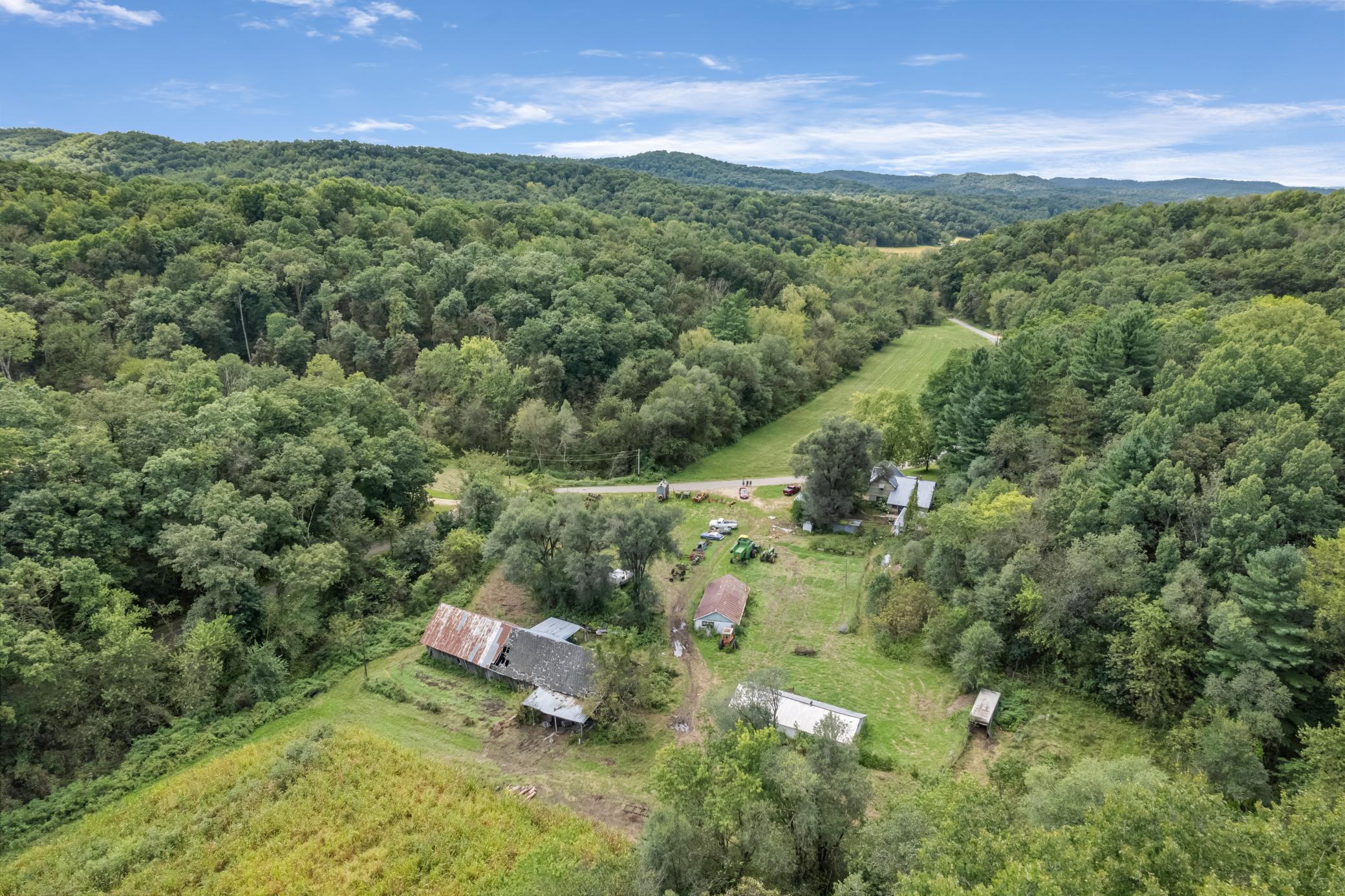 N7255 Holley Rd, Holmen, WI 54636