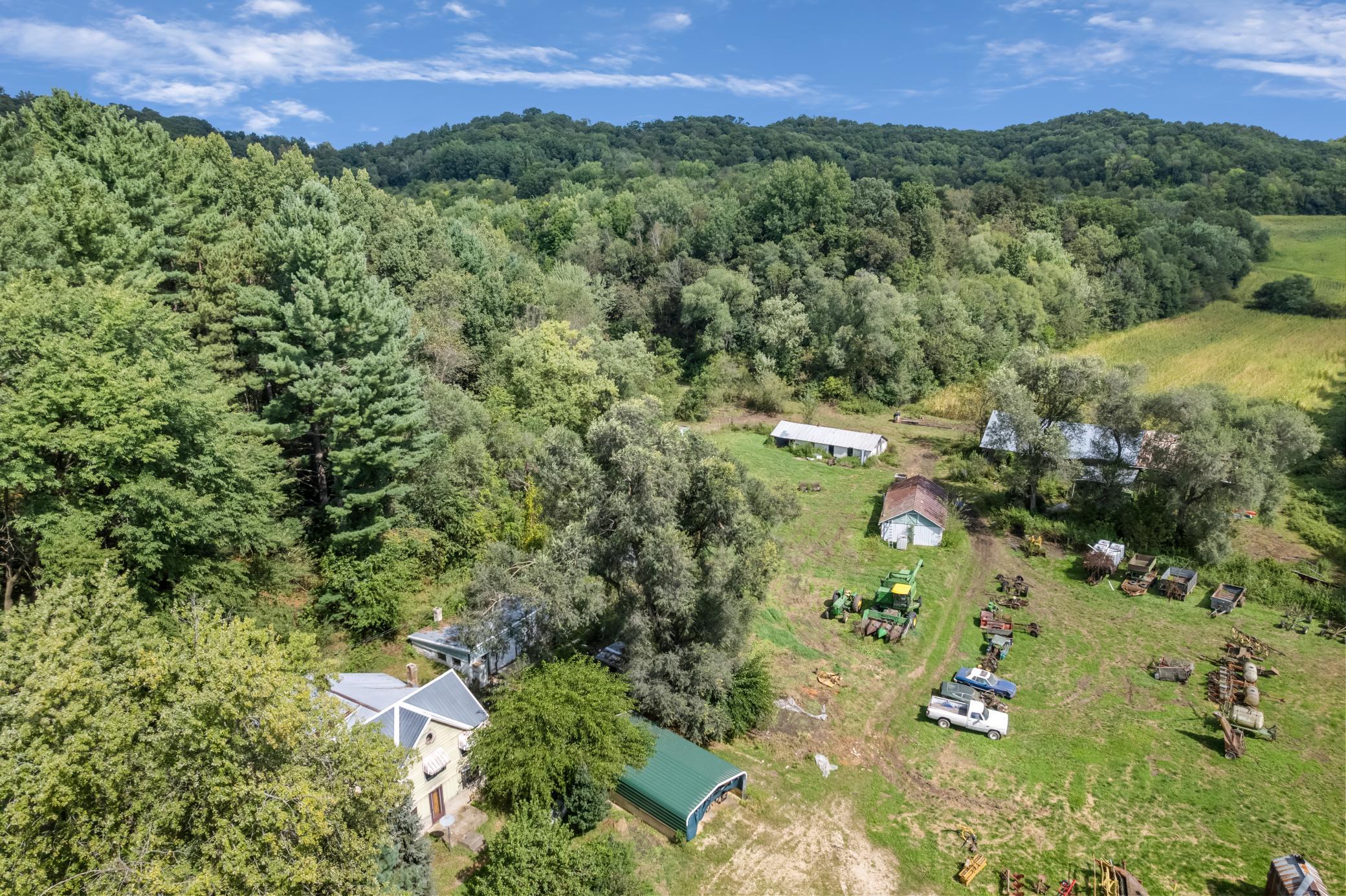 N7255 Holley Rd, Holmen, WI 54636