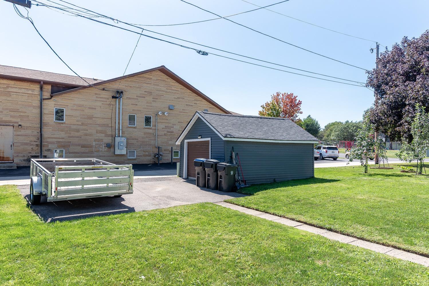 511 W 6th St, Mankato, MN 56001
