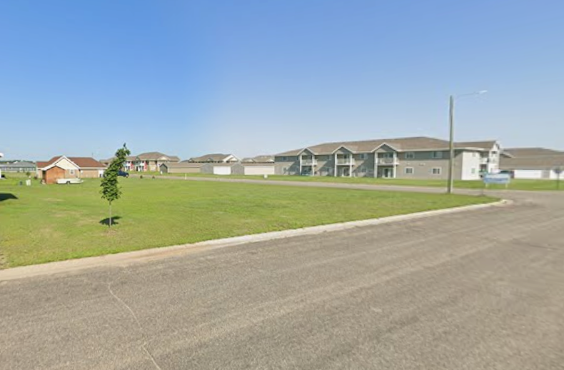 801 8th St SW, Perham, MN 56573