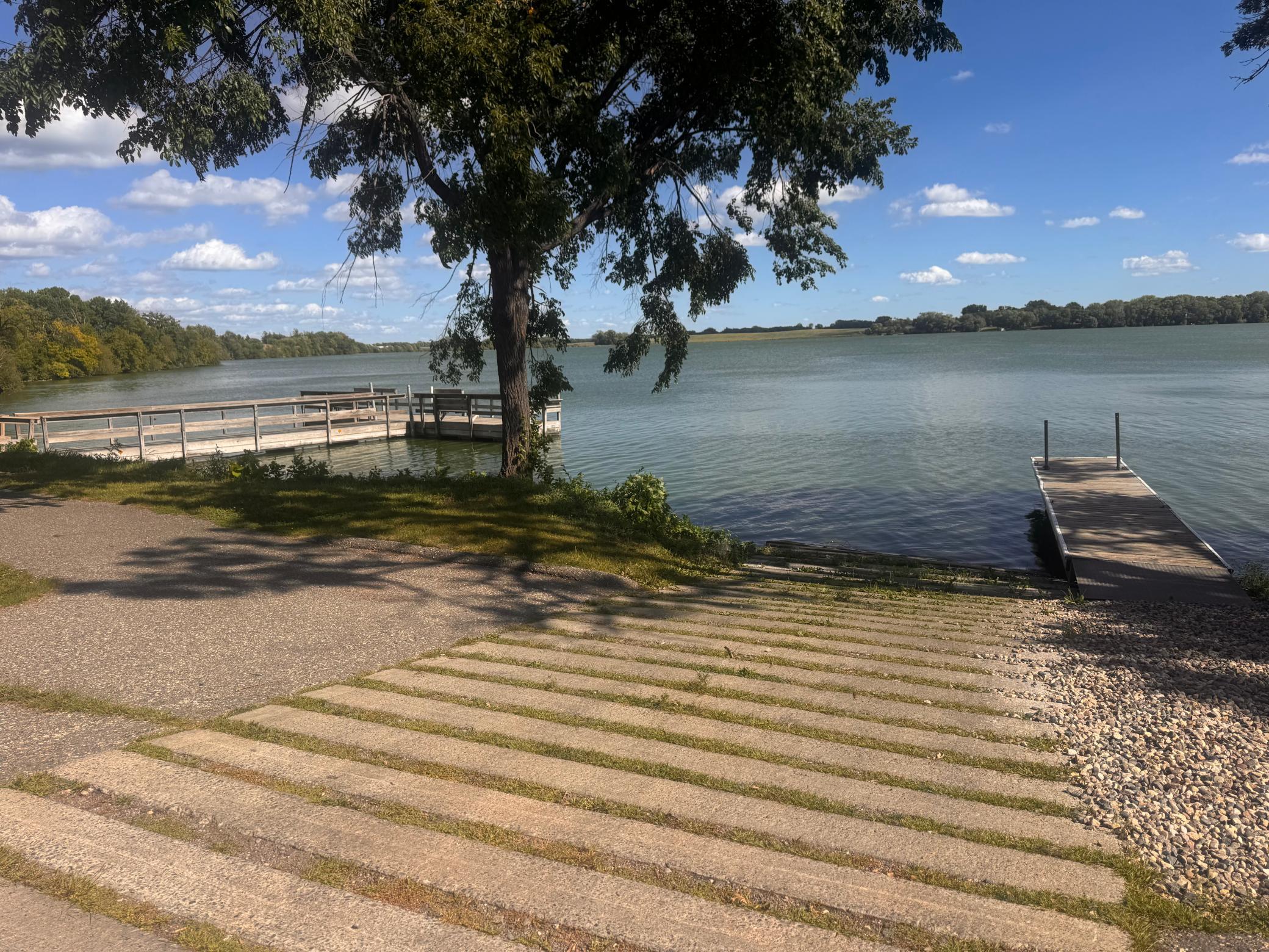 11965 200th St, Silver Lake, MN 55381