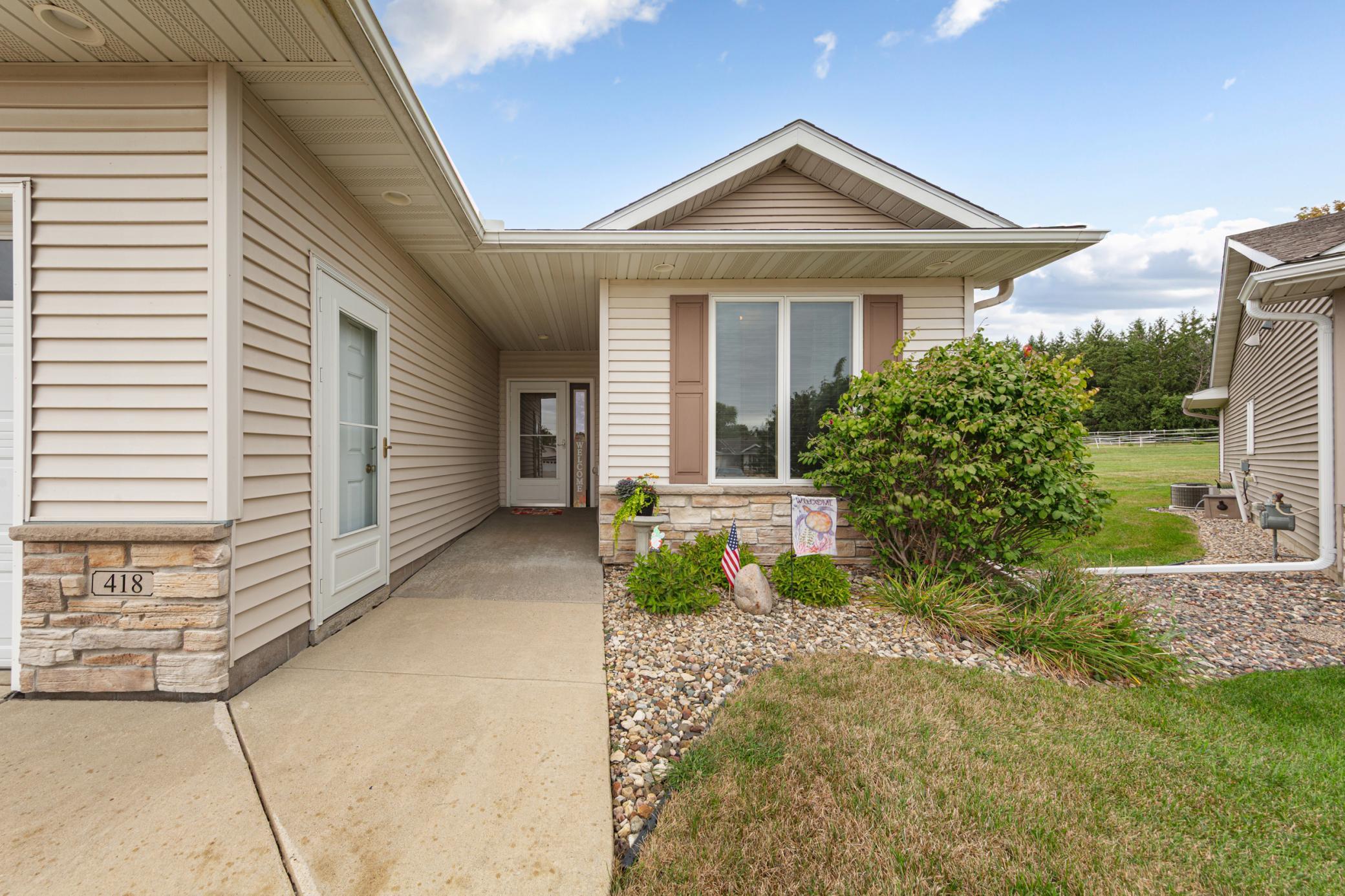 418 Buckshot Ct, Kenyon, MN 55946