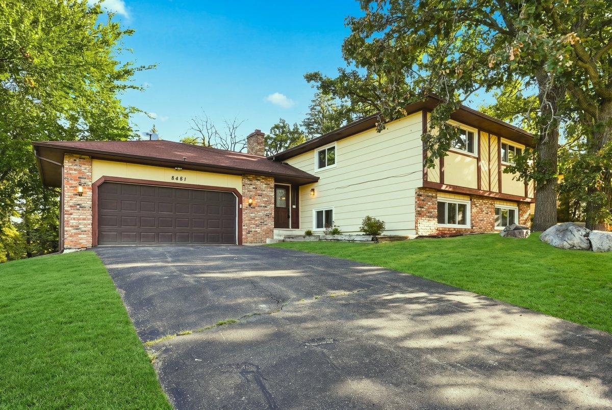 8481 134th Street Ct, Apple Valley, MN 55124