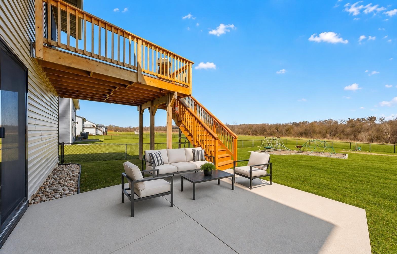 1051 3rd St, Wanamingo, MN 55983