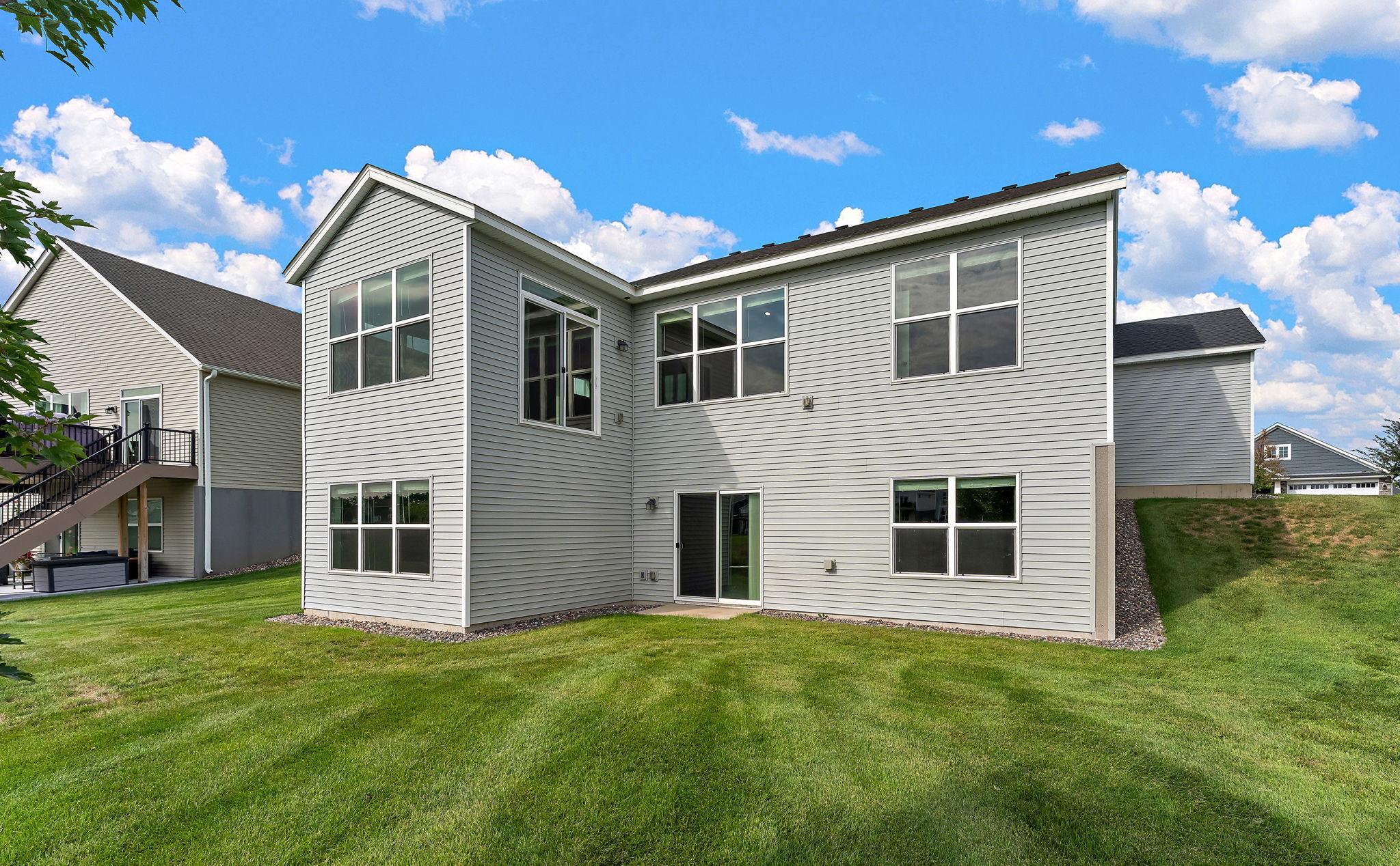 6702 92nd Bay S, Cottage Grove, MN 55016