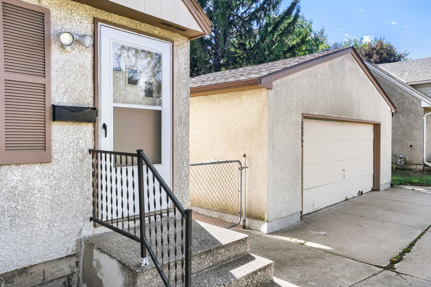 3780 71st St E, Inver Grove Heights, MN 55076