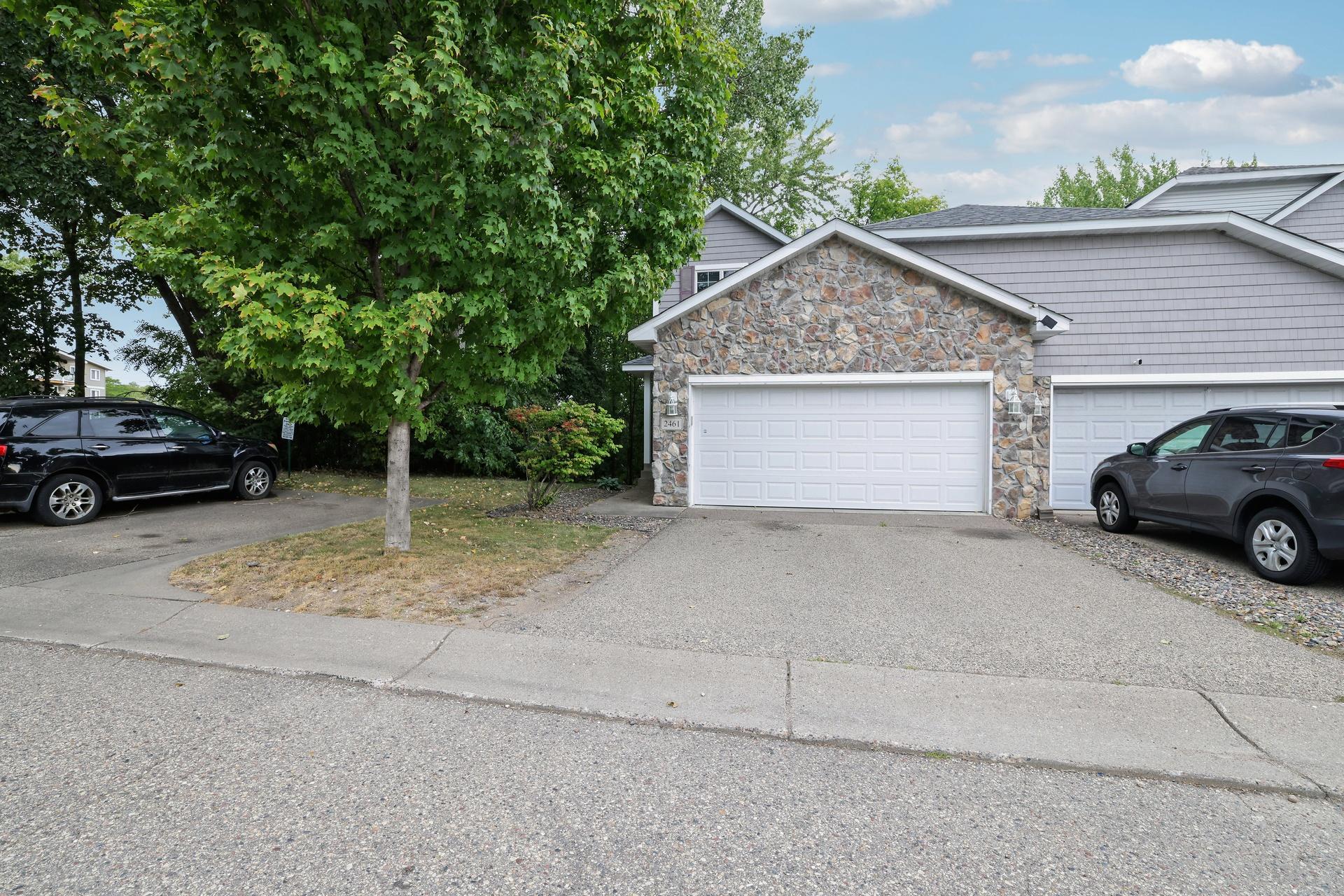 2461 Williams Dr, Burnsville, MN 55337