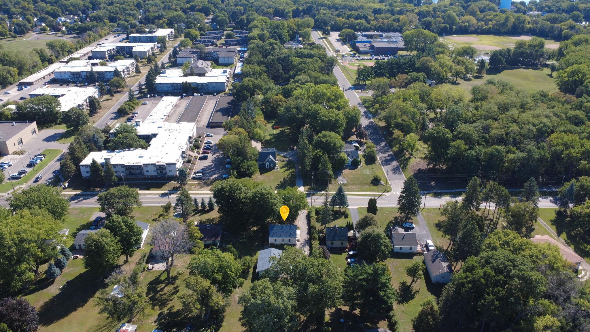 2811 Centerville Rd, Little Canada, MN 55117