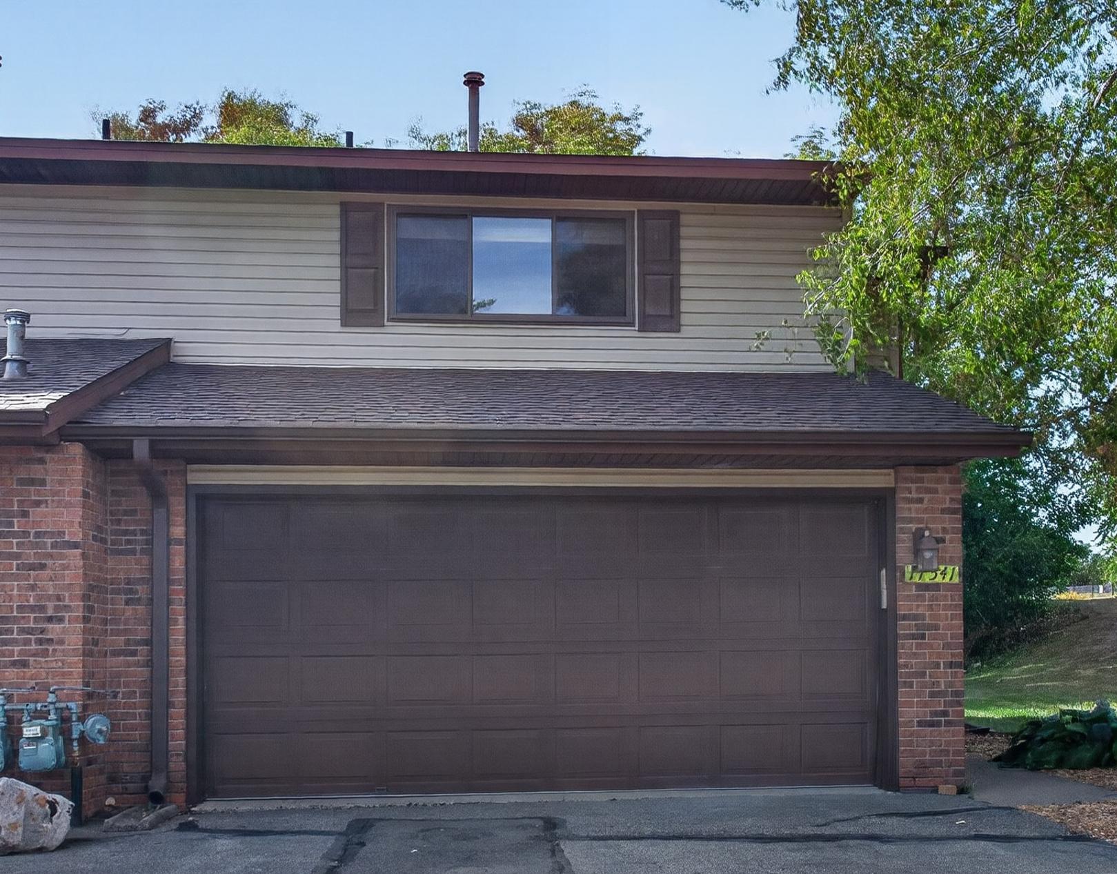 17541 Ionia Pa, Lakeville, MN 55044