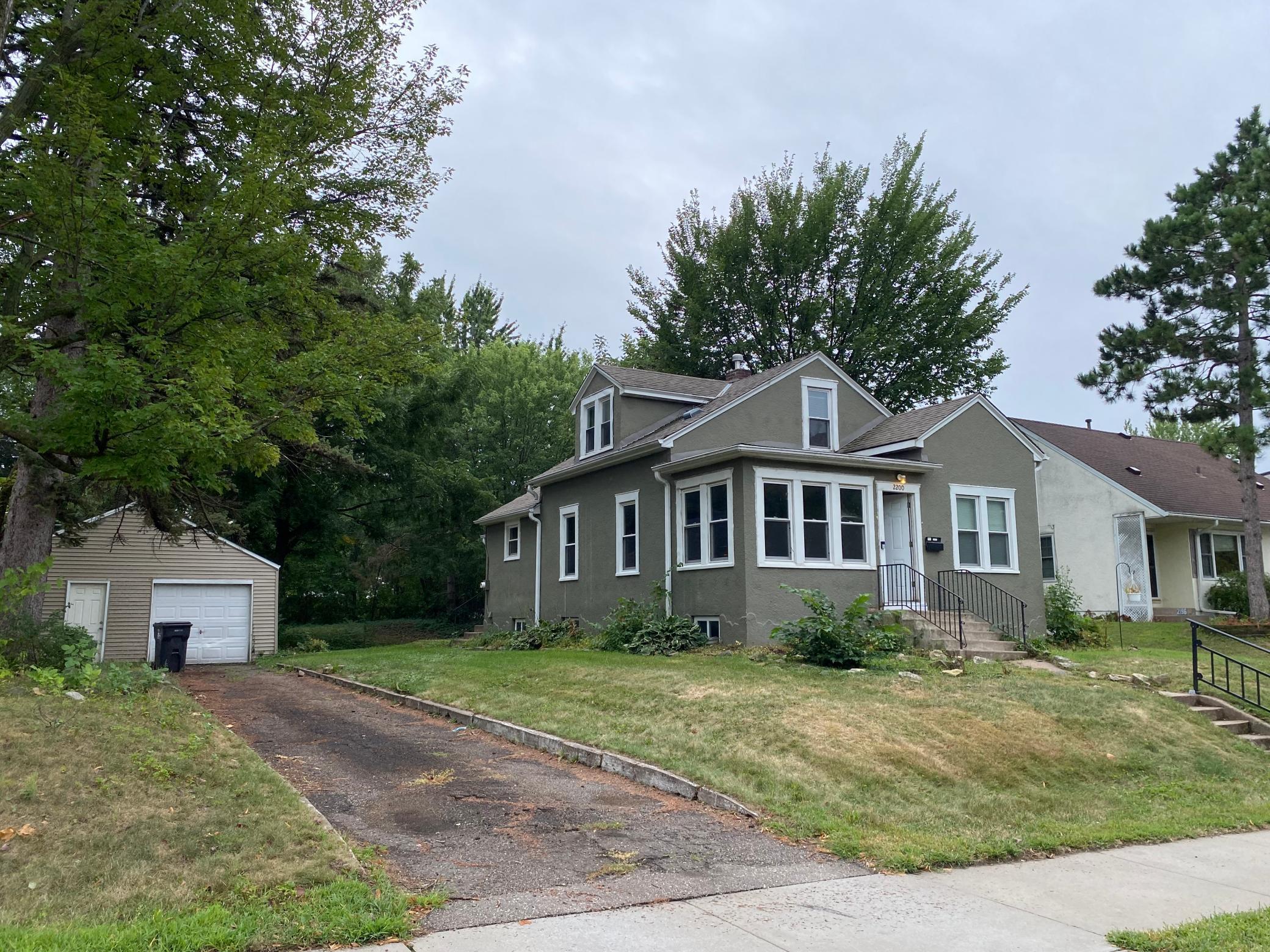 2200 Margaret St, Saint Paul, MN 55119