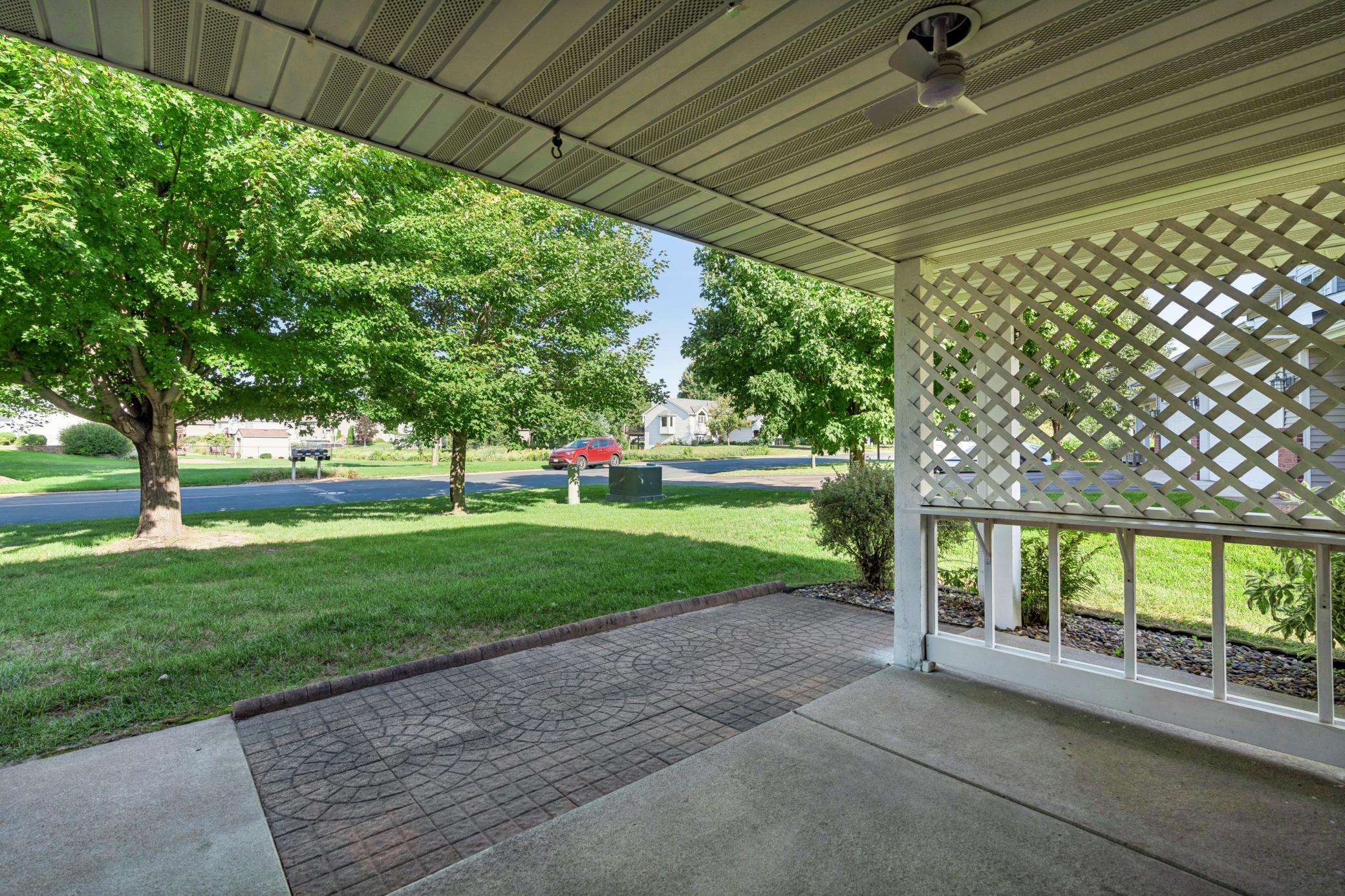 7856 Marilyn Dr, Lino Lakes, MN 55014