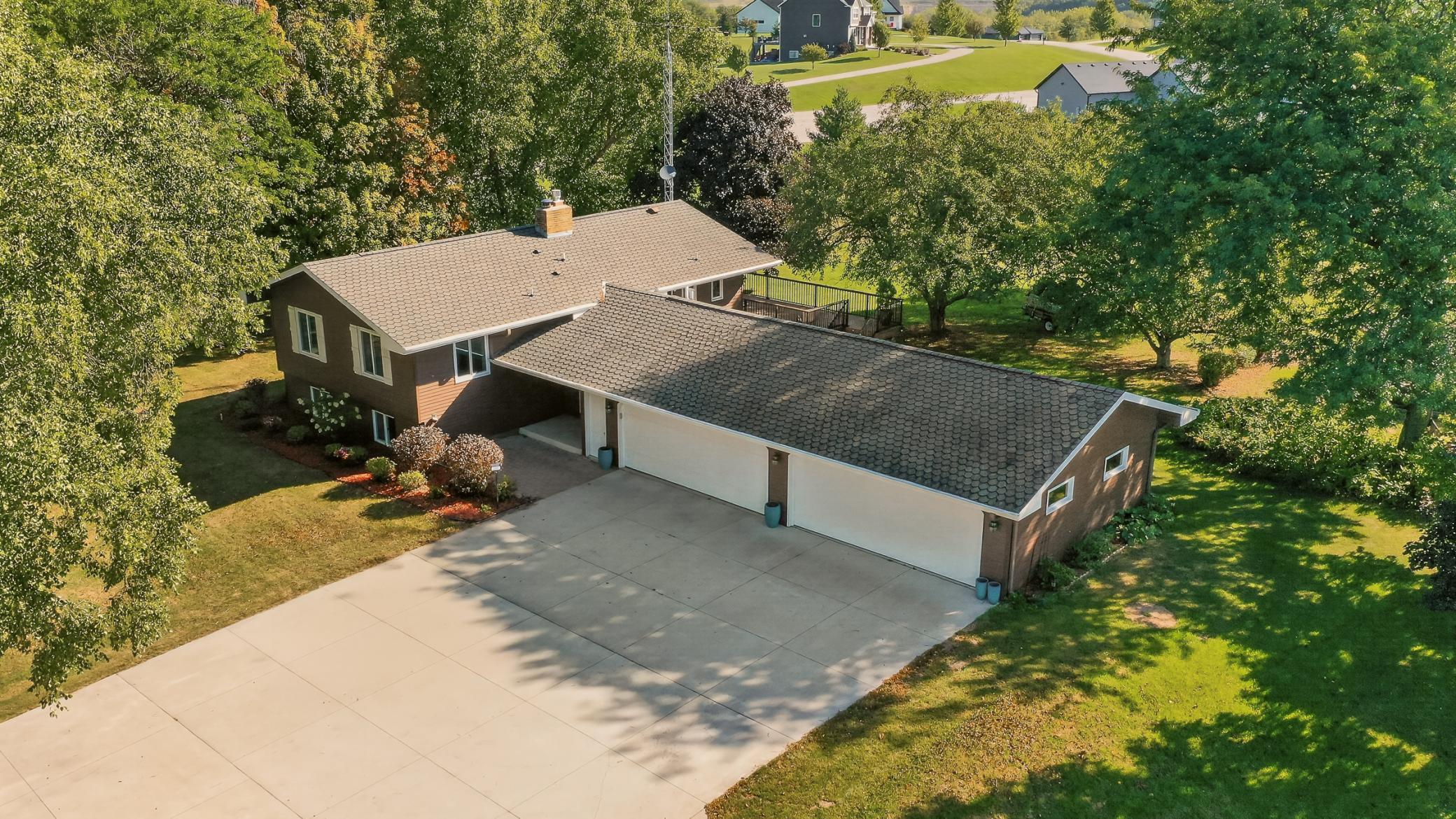 297 Majestic Rd NW, Rochester, MN 55901
