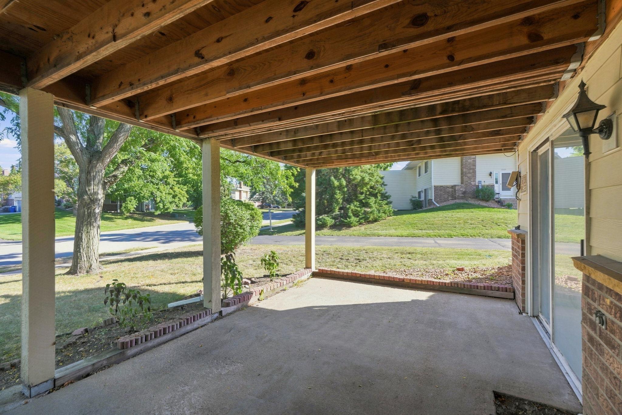 10422 Decatur Ave S, Bloomington, MN 55438