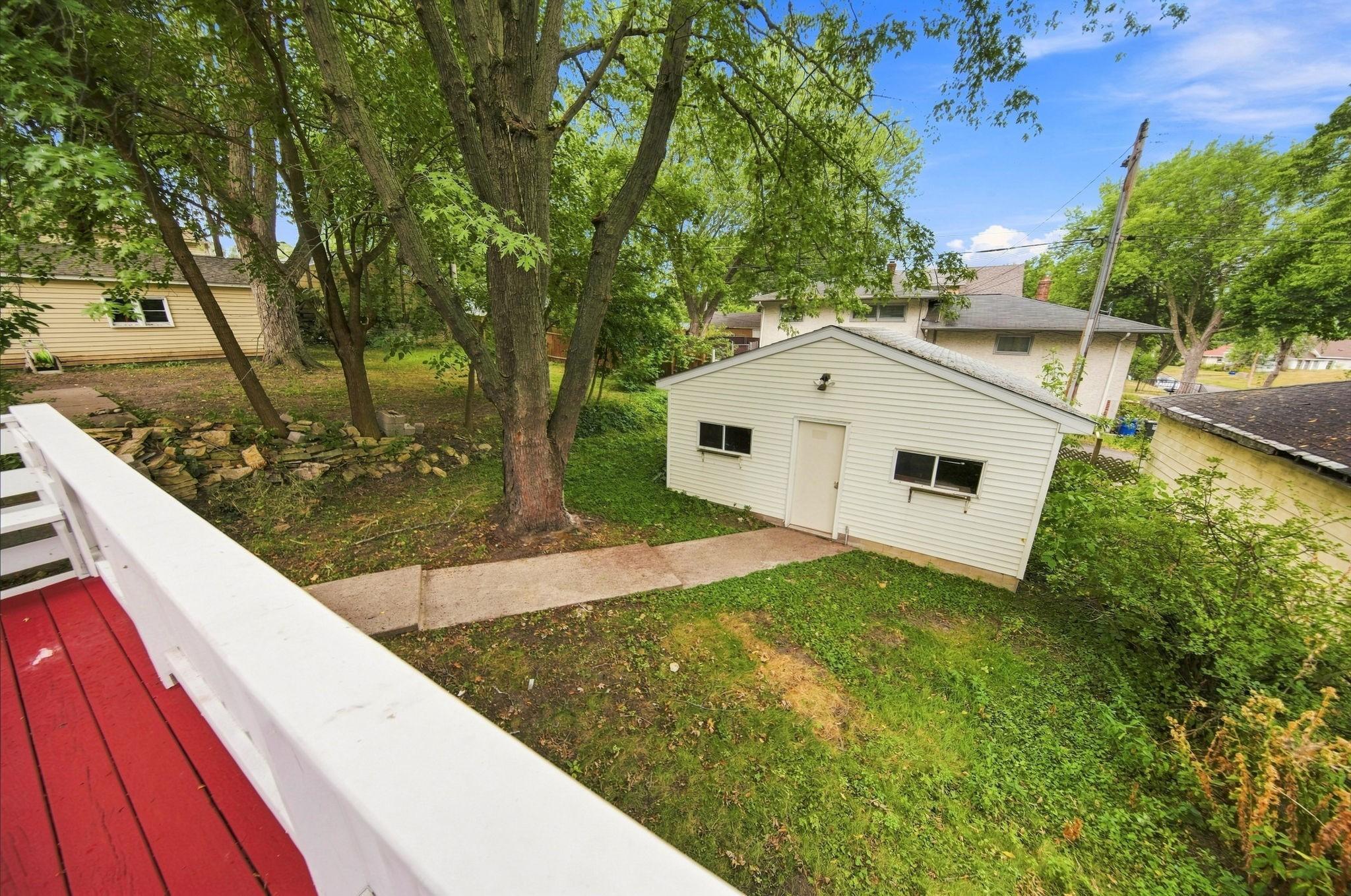 1401 Hazel St N, Saint Paul, MN 55119