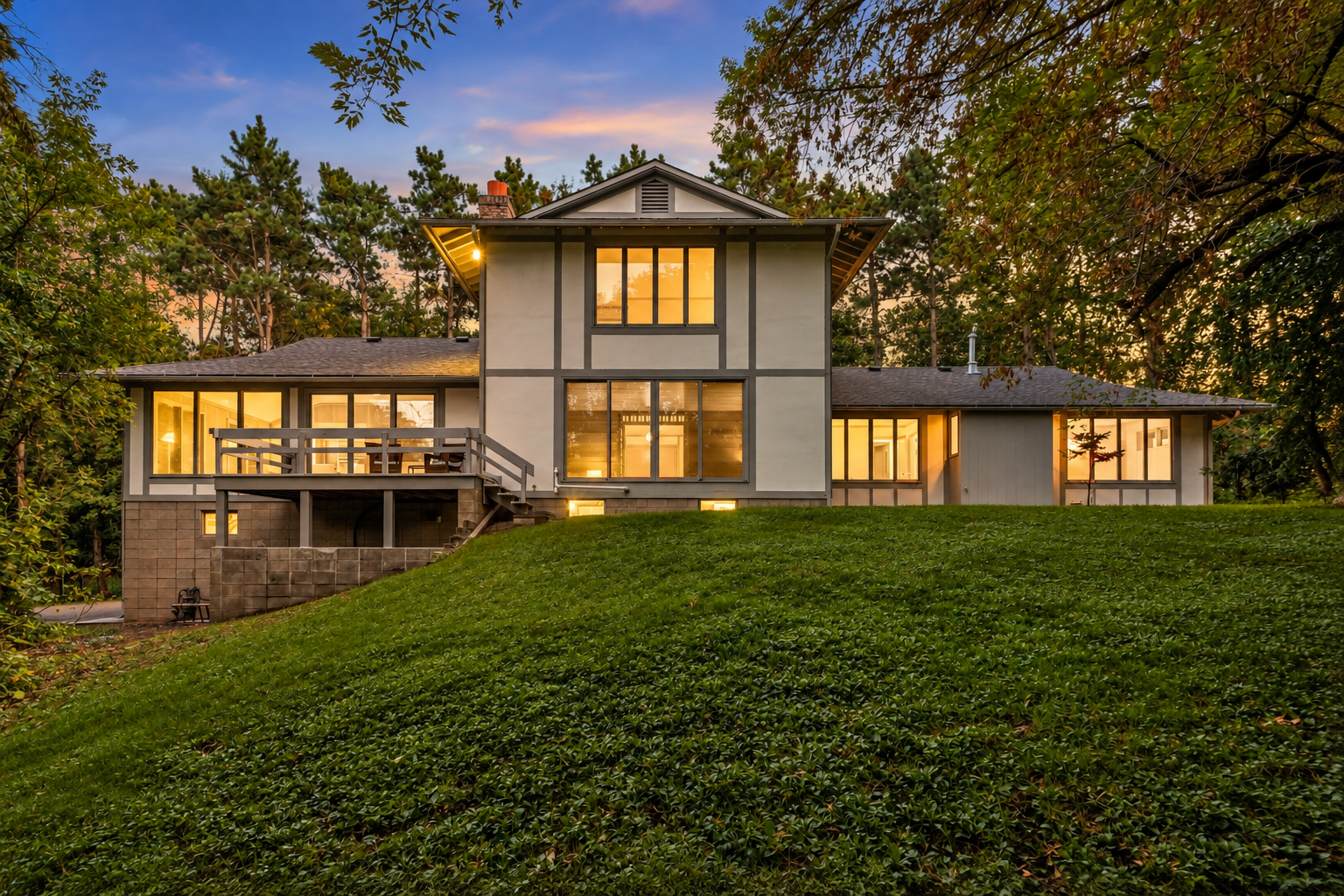 3775 Big Fox Rd, Gem Lake, MN 55110