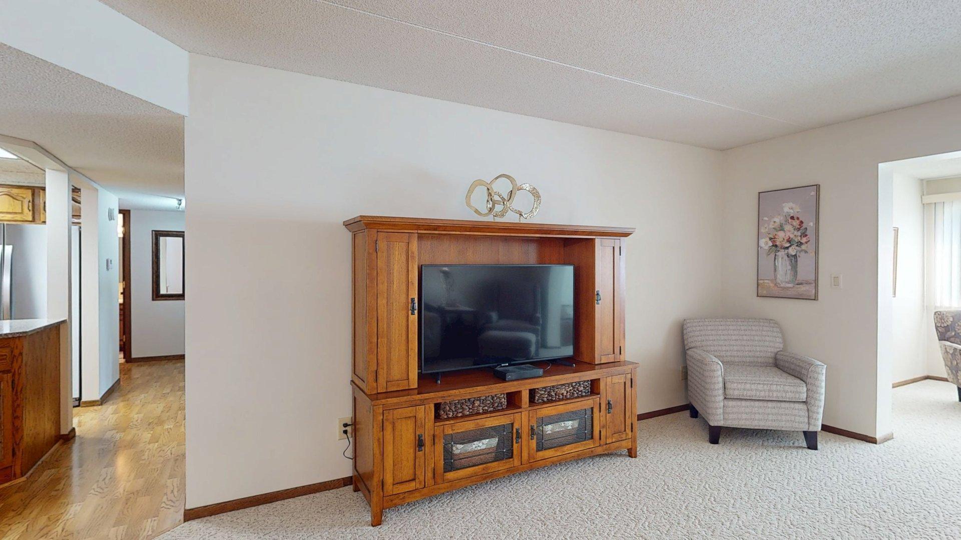 2100 Valkyrie Dr NW #302, Rochester, MN 55901