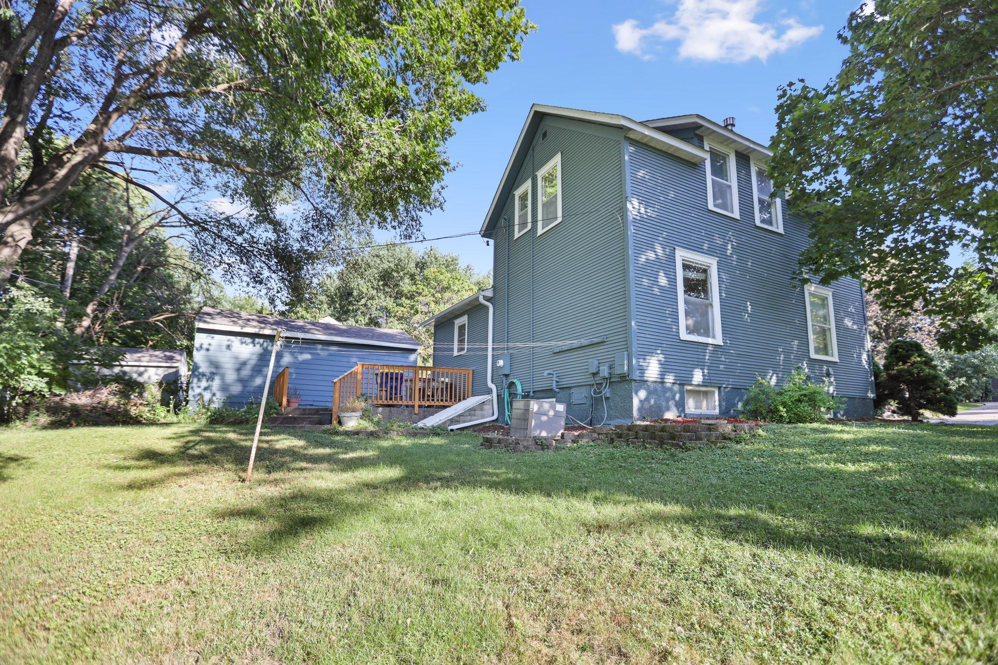 416 3rd St NE, Faribault, MN 55021