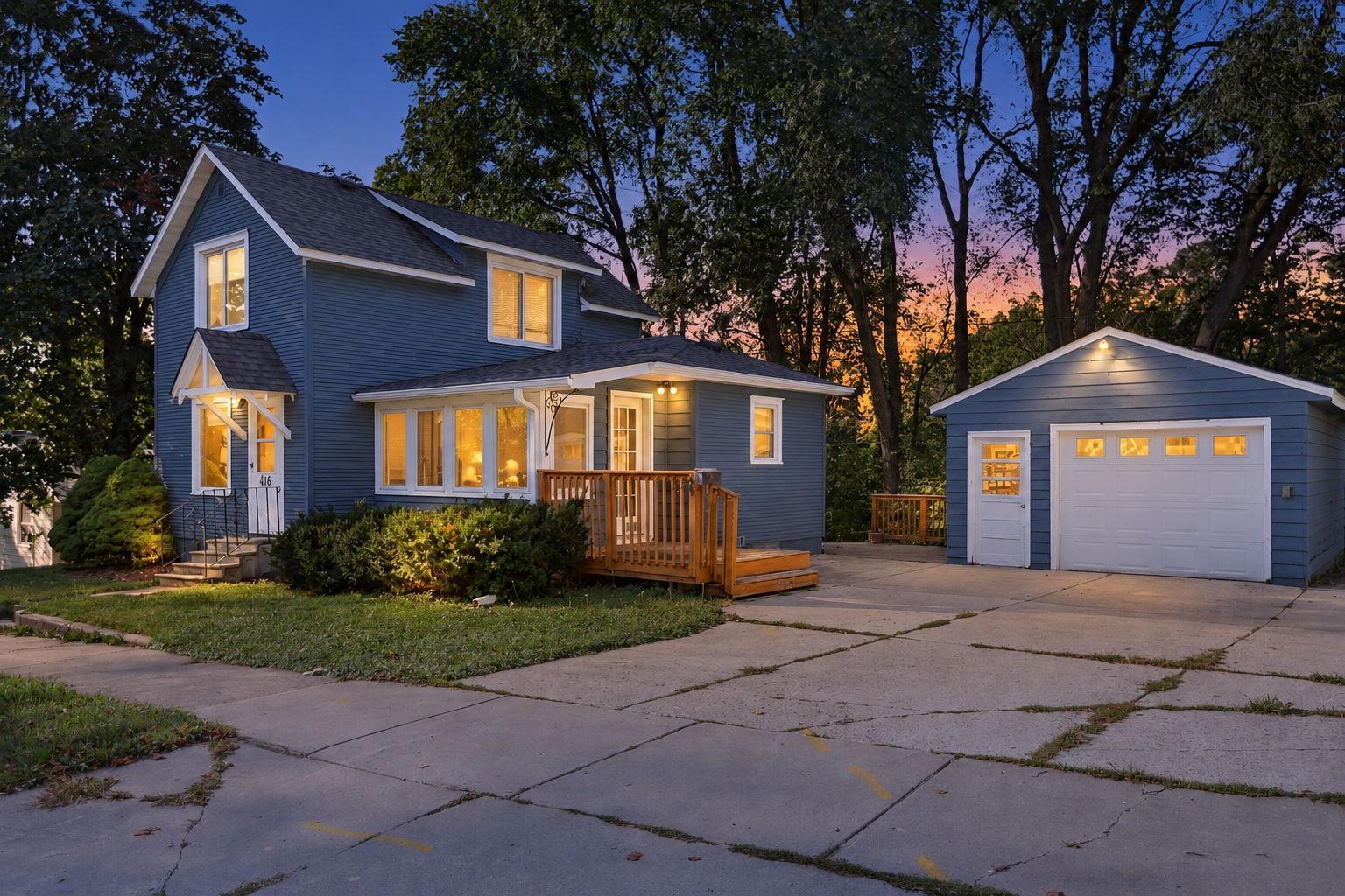 416 3rd St NE, Faribault, MN 55021