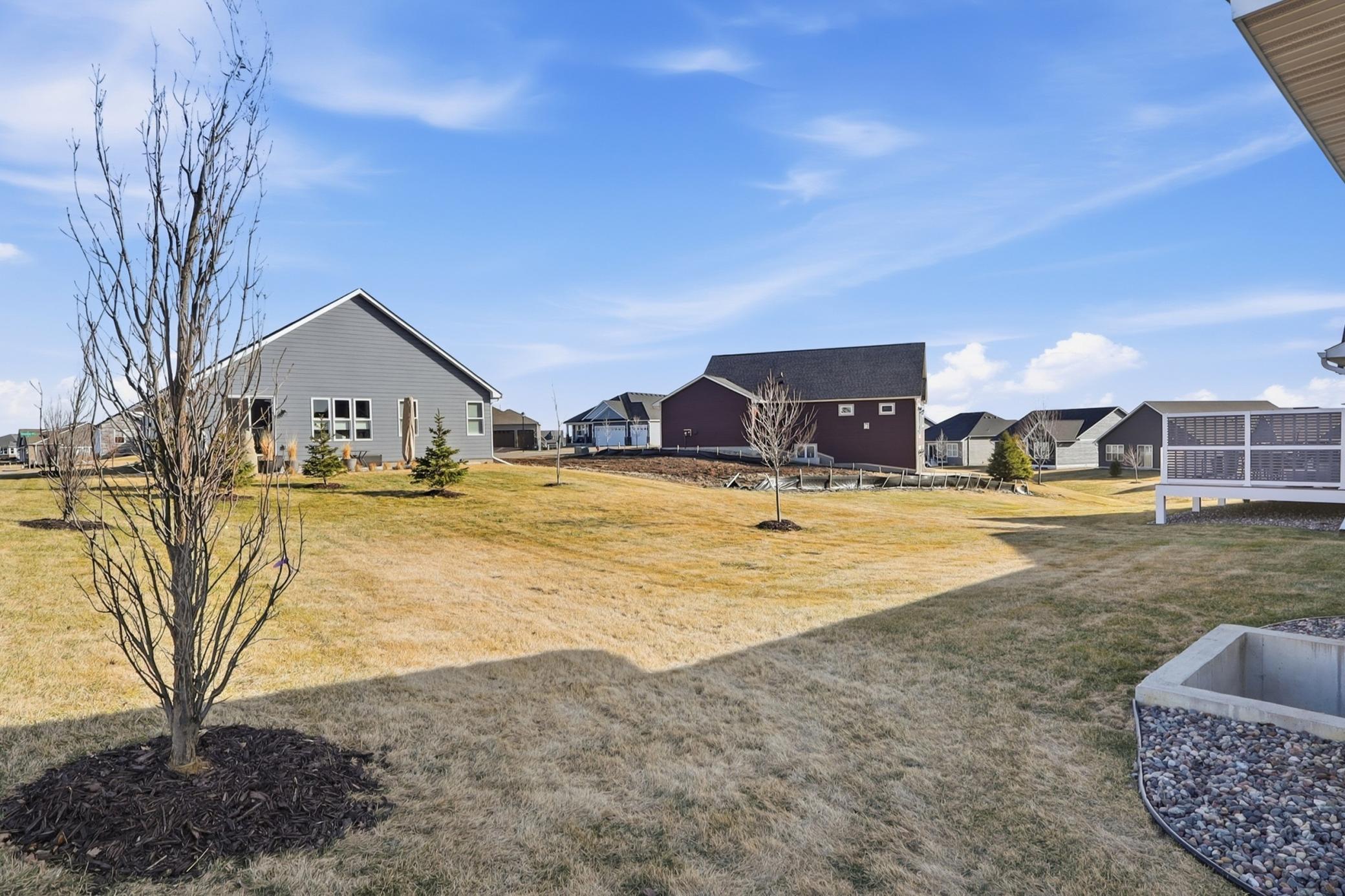 17936 Gresford Ln, Lakeville, MN 55044