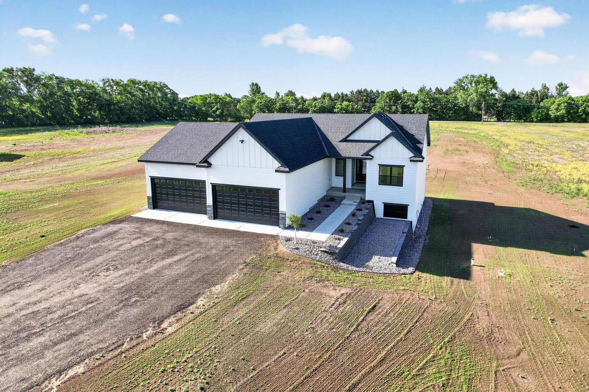 13437 295th Ave NW, Princeton, MN 55371