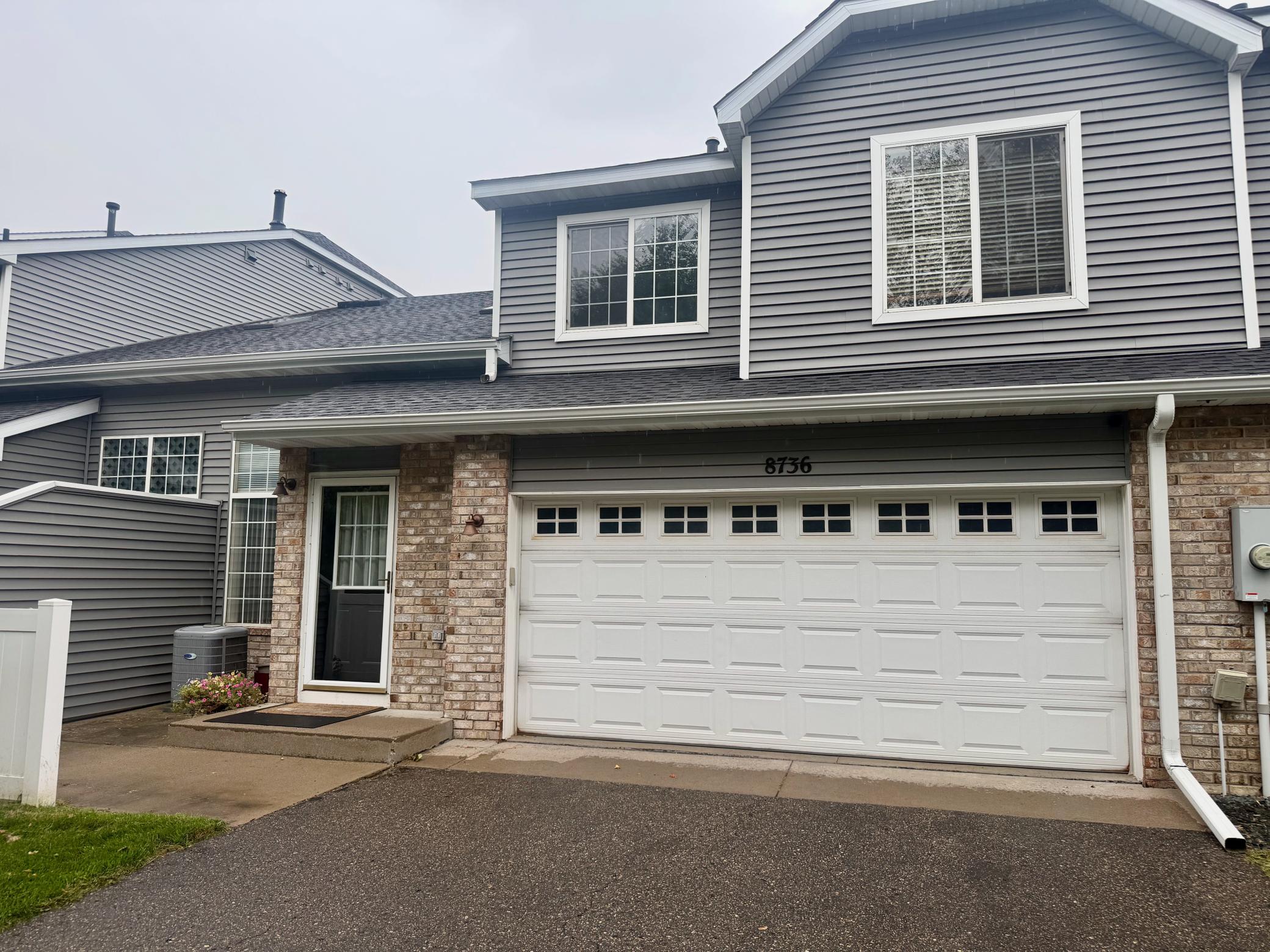8736 Hastings Cir NE, Blaine, MN 55449