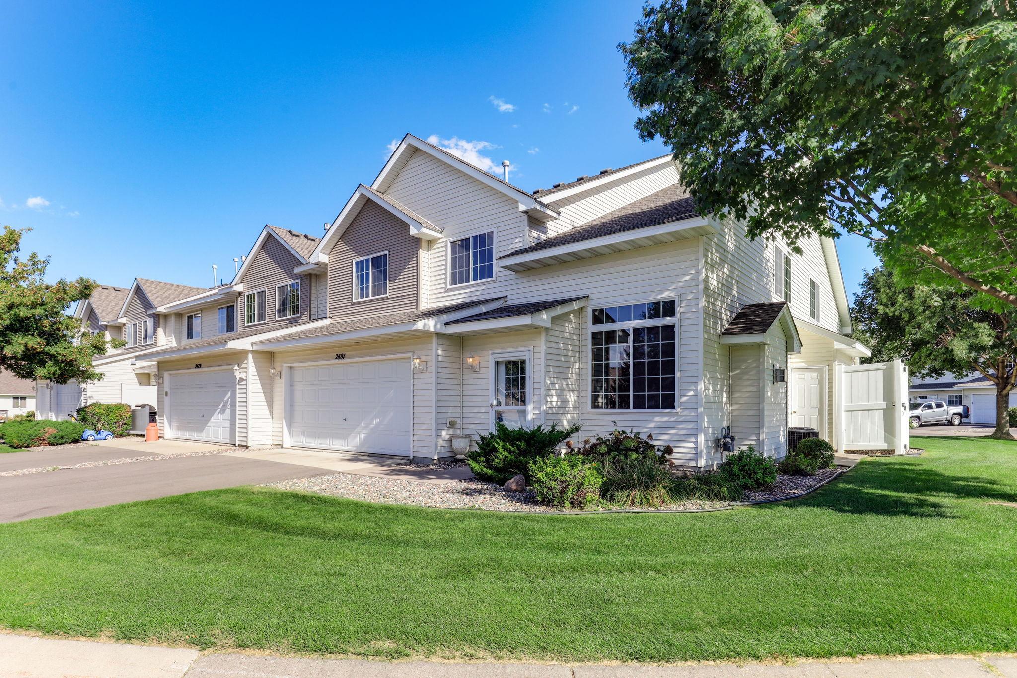 2481 Yellowstone Dr #104, Hastings, MN 55033