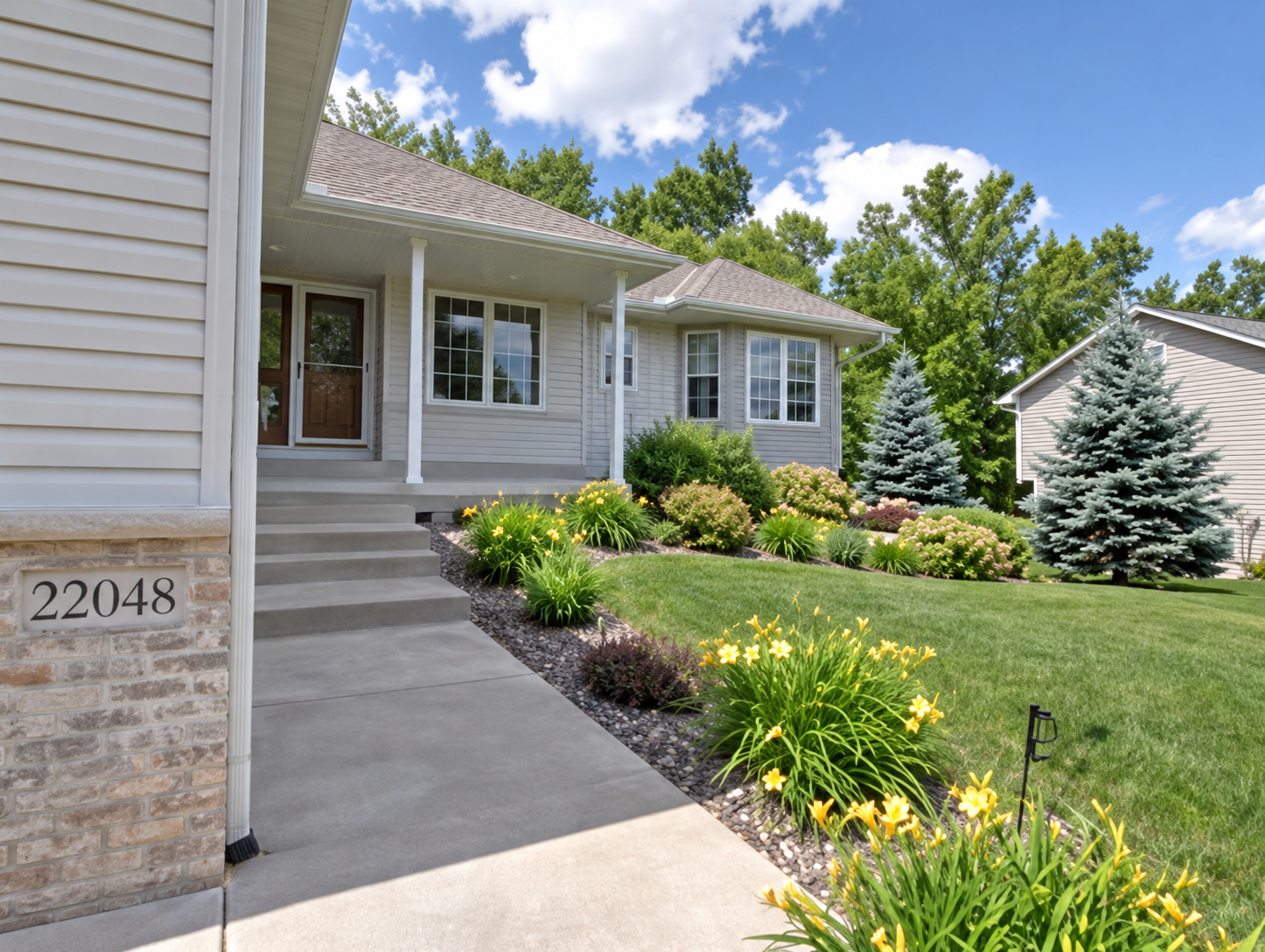 22048 Elston Ave, Forest Lake, MN 55025